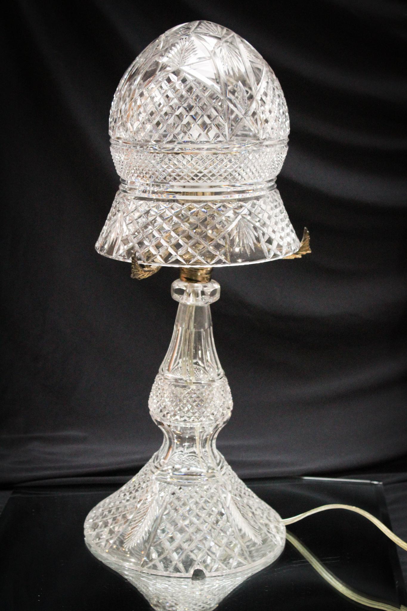 Irish Cut Glass Boudoir Lamp (1 of 7)