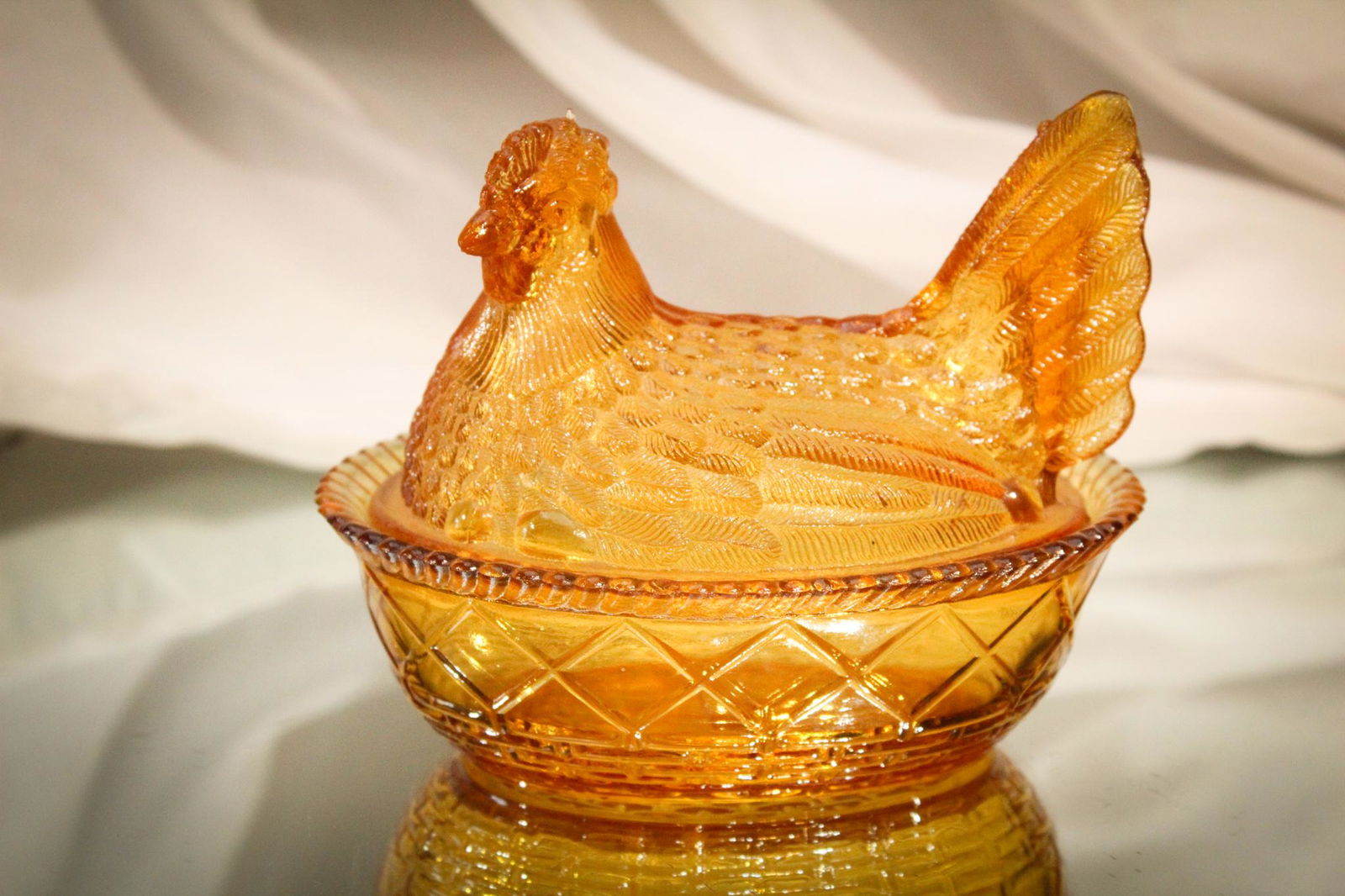 Greentown Glass Victorian Amber Hen on a Nest (1 of 4)