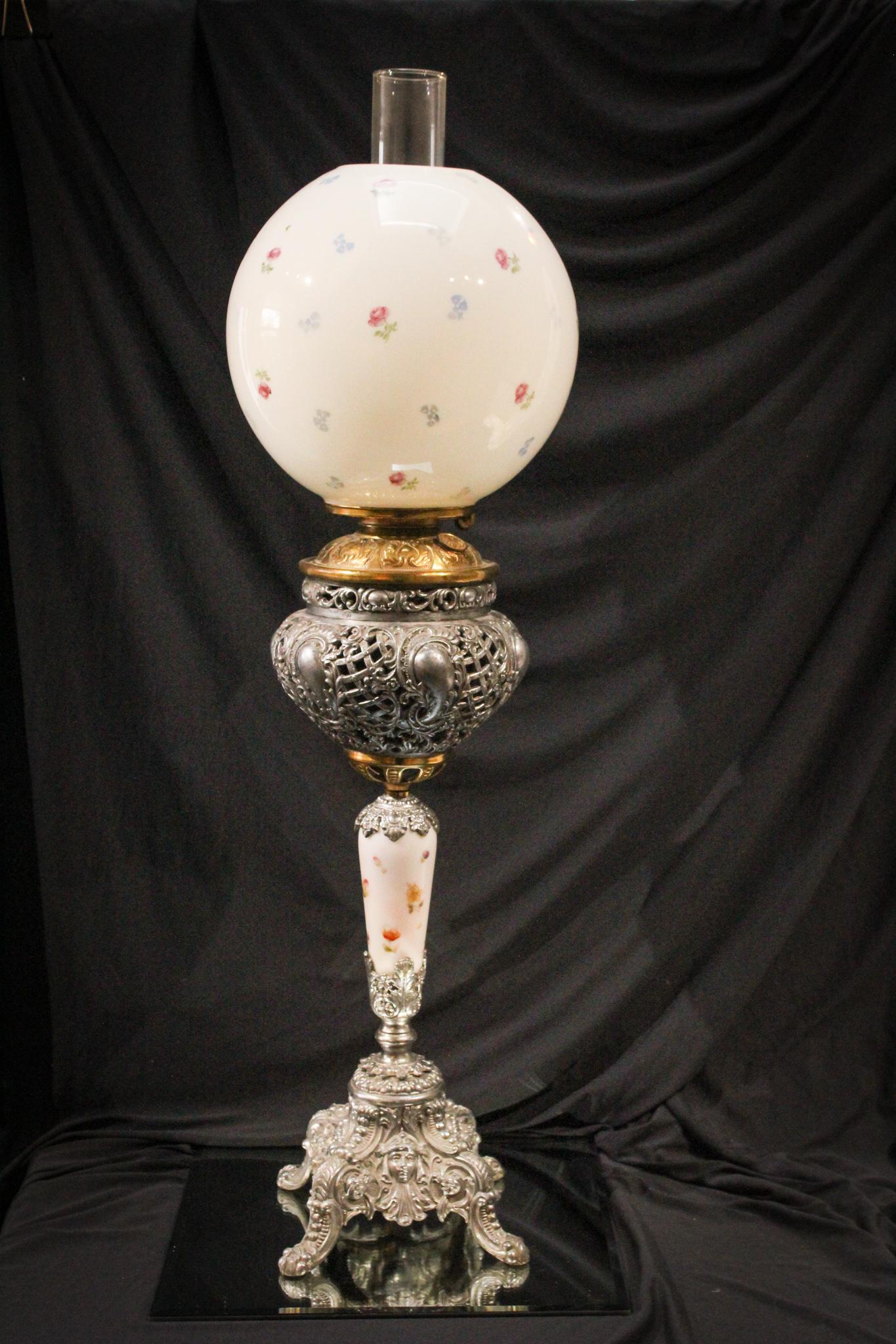 Stunning 31" Victorian Banquet Lamp with Dresden Floral decoration (1 of 11)