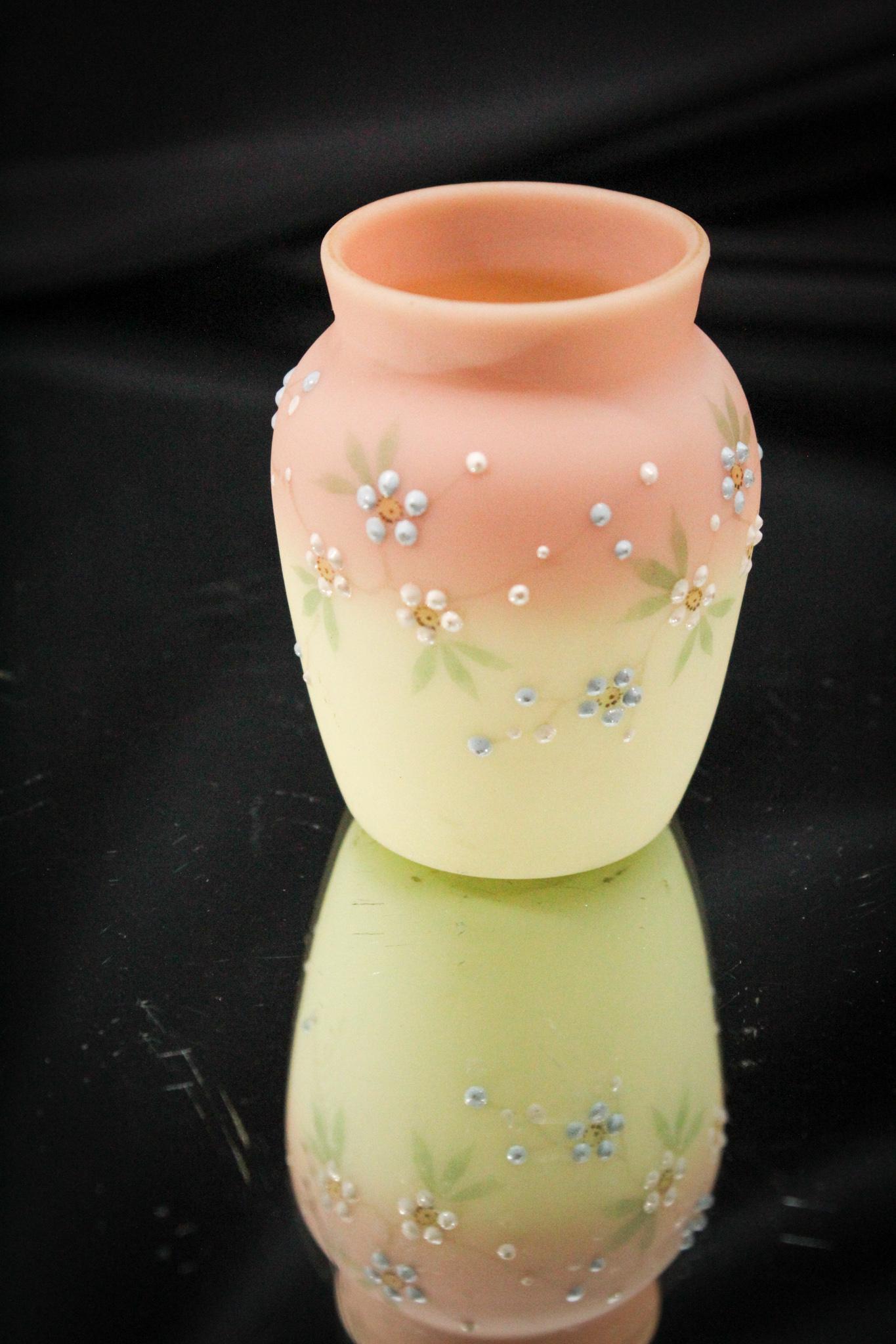 Mt. Washington Burmese Decorated Victorian Toothpick Holder (1 of 3)