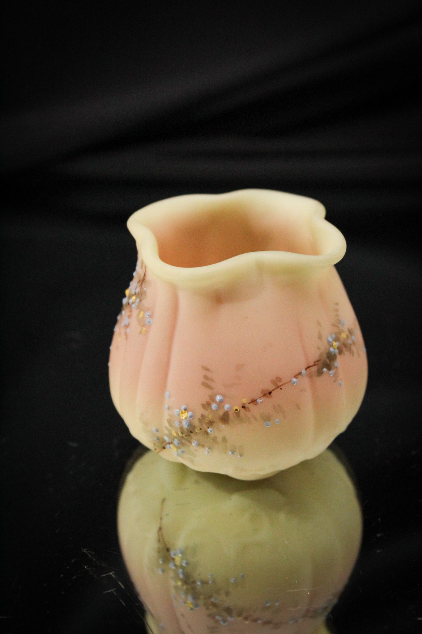 Mt. Washington Victorian Decorated Toothpick Holder (1 of 3)