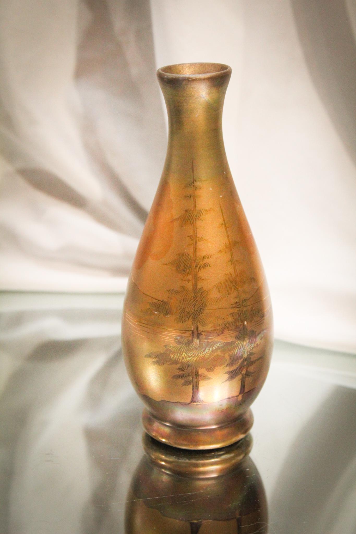 Weller Lasa Pottery Scenic vase (1 of 4)