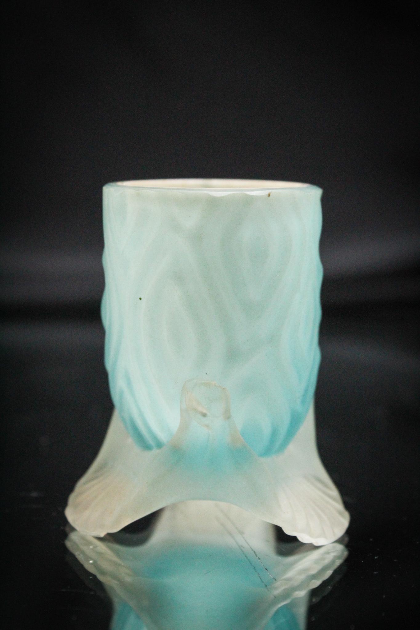 Blue Moire' Victorian Glass ftd Toothpick Holder (1 of 4)