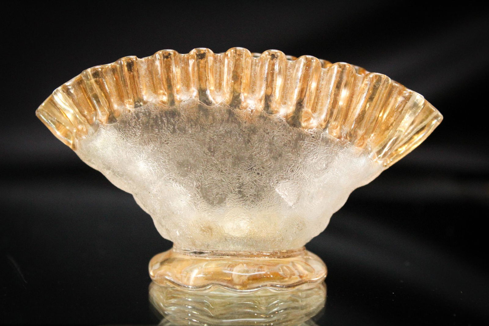 Pomona Victorian Fan Top Toothpick Holder: You don't often see Pomona toothpick holders and this form is so unusual. Very nice coloring indeed. Measures 2 1/4" tall.