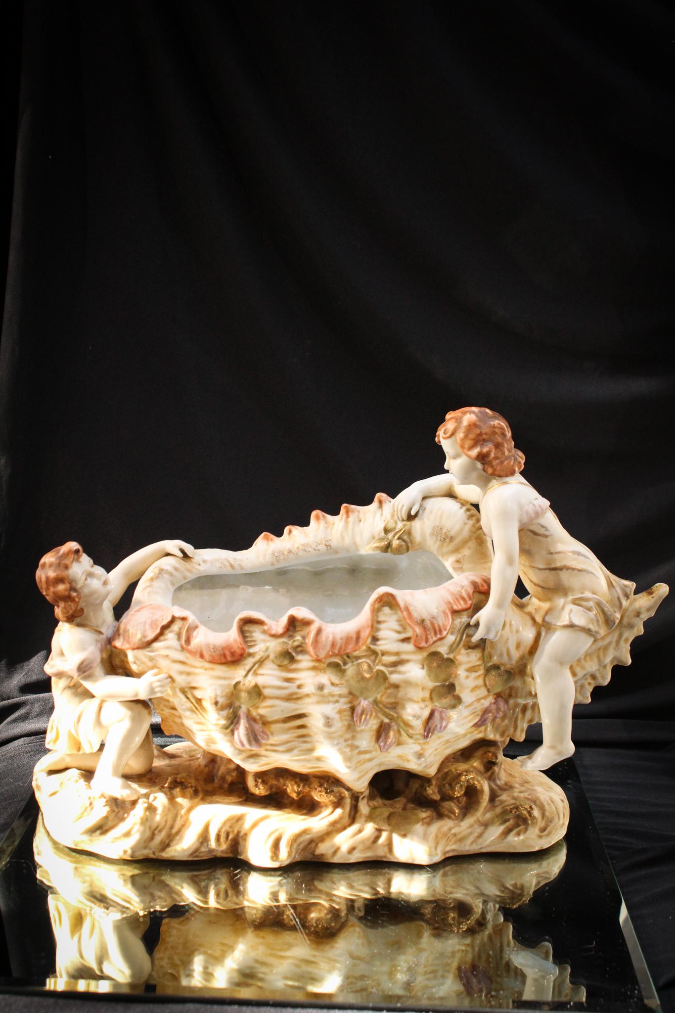 Victorian Amphora Style Frolicking Children Vase (1 of 9)