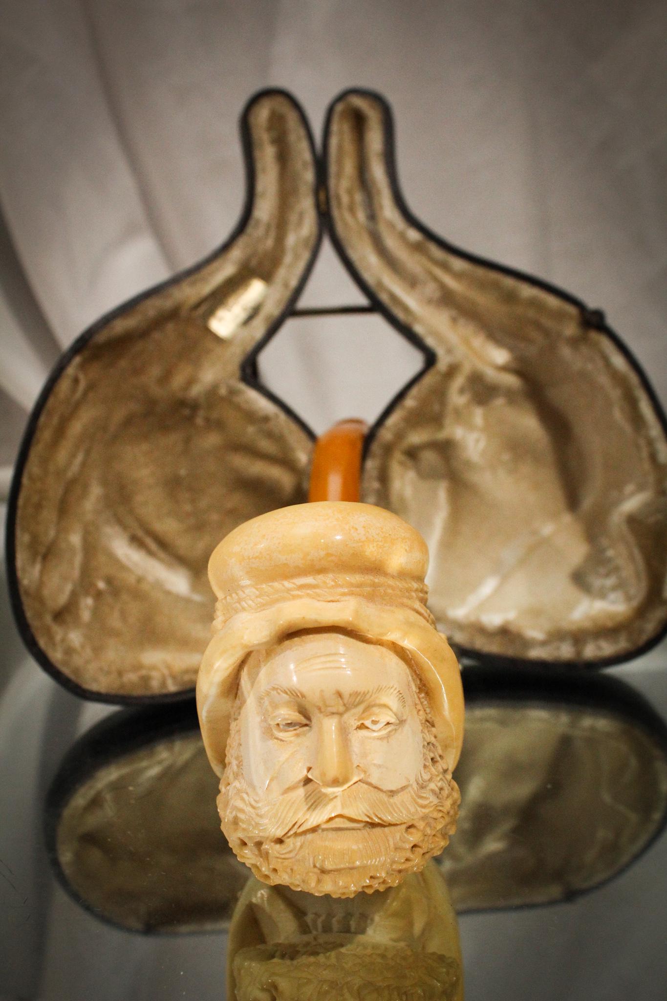 Meescham Arab Antique Pipe w/ Case (1 of 10)