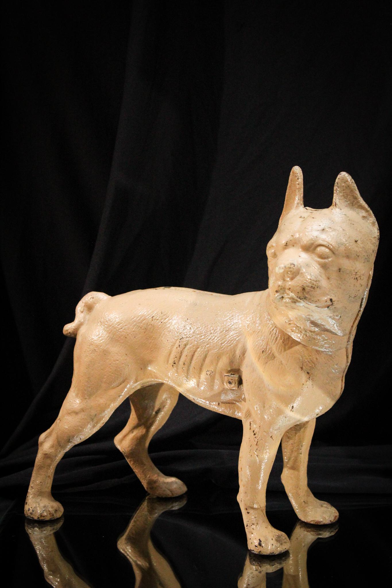 Antique Hubley Cast Iron Bulldog Doorstop: Nice antique Hubley signed cast iron bulldog doorstop. Piece is painted in a cream color. Measures 10" by 9".