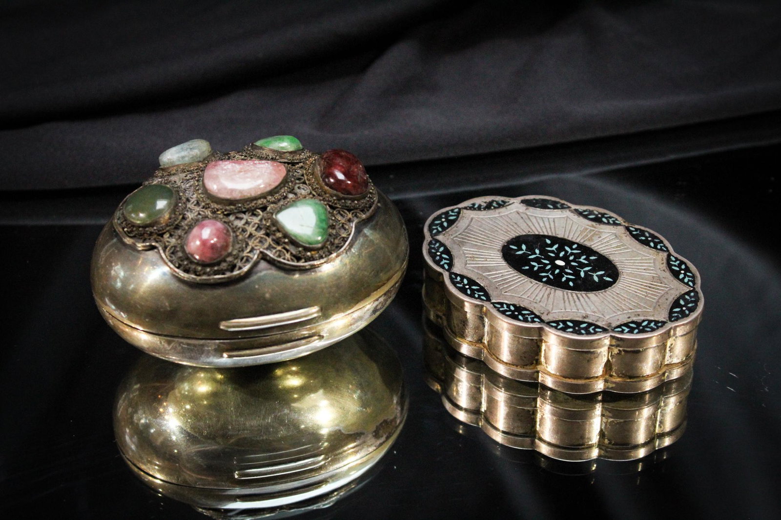 2 pc Lot Gorham and Volupte Sterling & More Boxes: Offering of boxes. One is signed Gorham, 030, and anchor. The other is signed sterling, Volupte. The Gorham has applied filigree with inset stones. Largest measures 3"