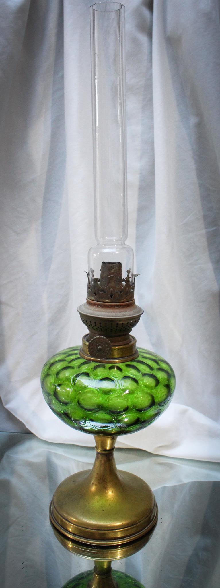 Victorian Green Honeycomb English Stand Lamp (1 of 7)