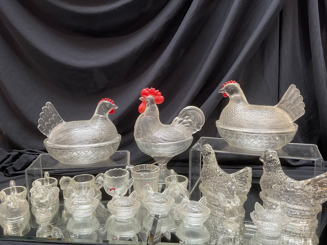 17 pc Lot Glass Chicken Dishes and Assortment: Bock bock, here are some real lovely lookin egg layers. 17 pc lot to include miniature hens on nest, a rooster clucking up the flock, and 2 full size hens on nest. Have a chicken lover in your life an
