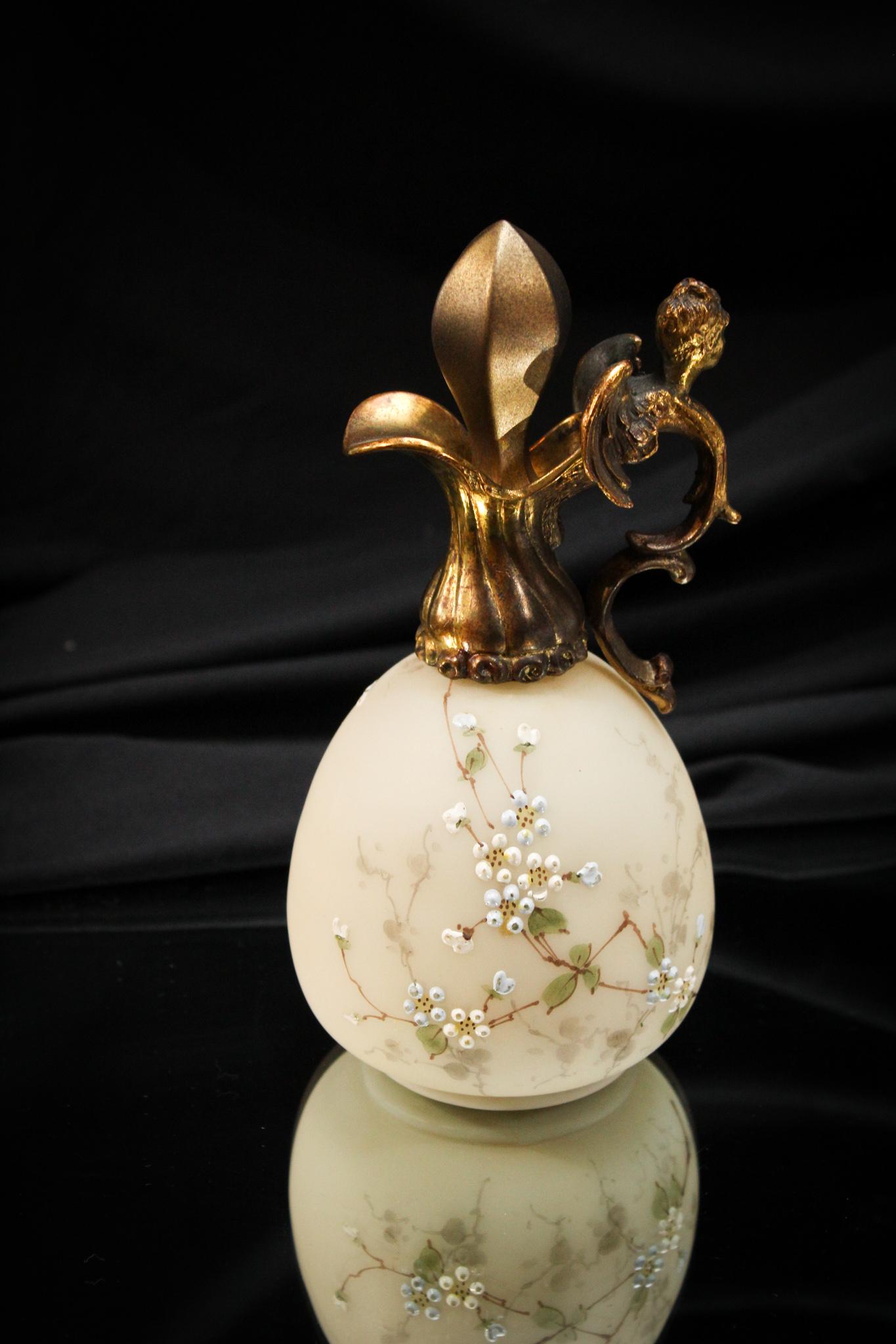 Wavecrest Victorian Glass Cruet (1 of 6)