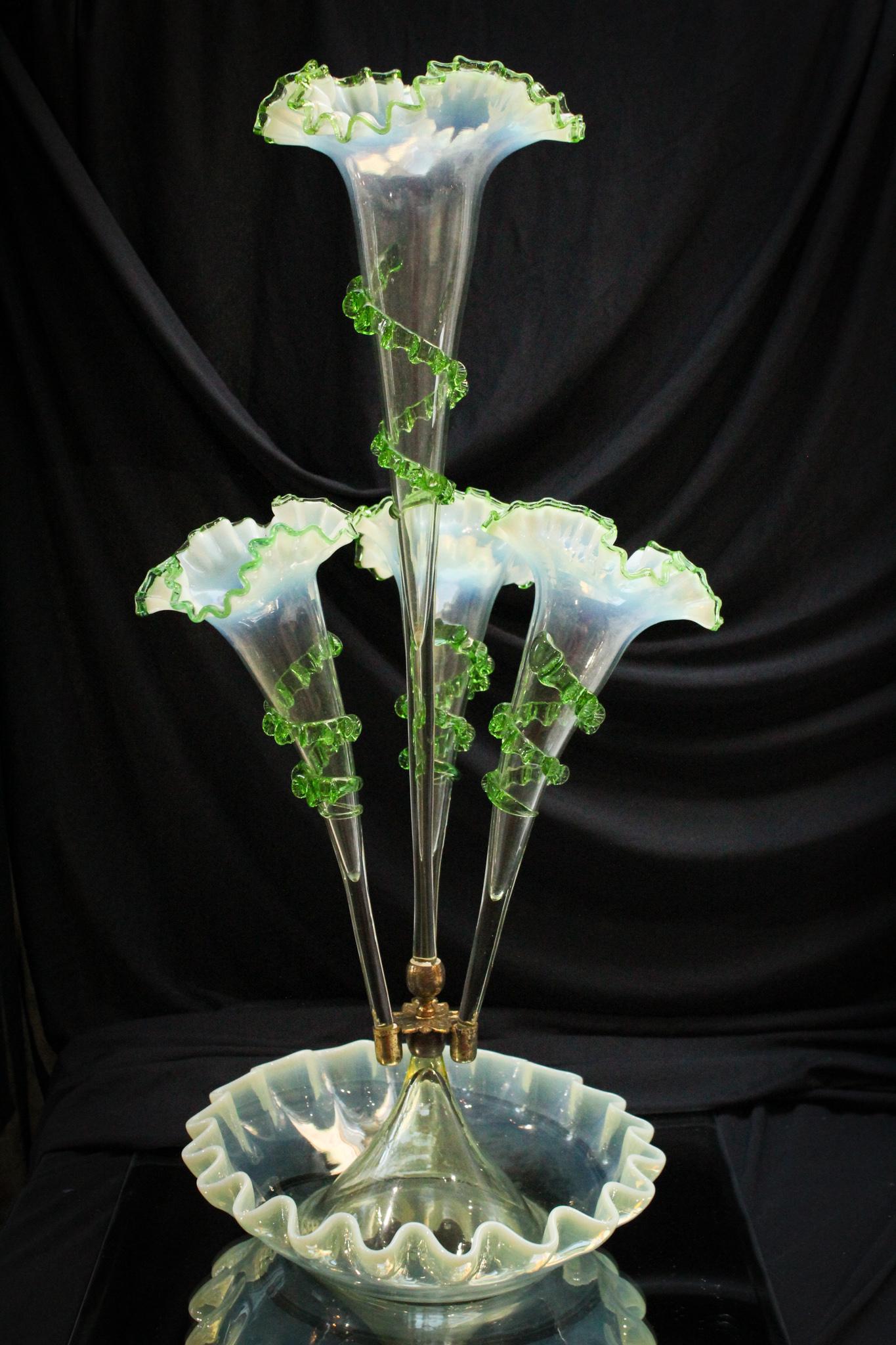 Victorian Uranium Opalescent Art Glass Epergne (1 of 8)
