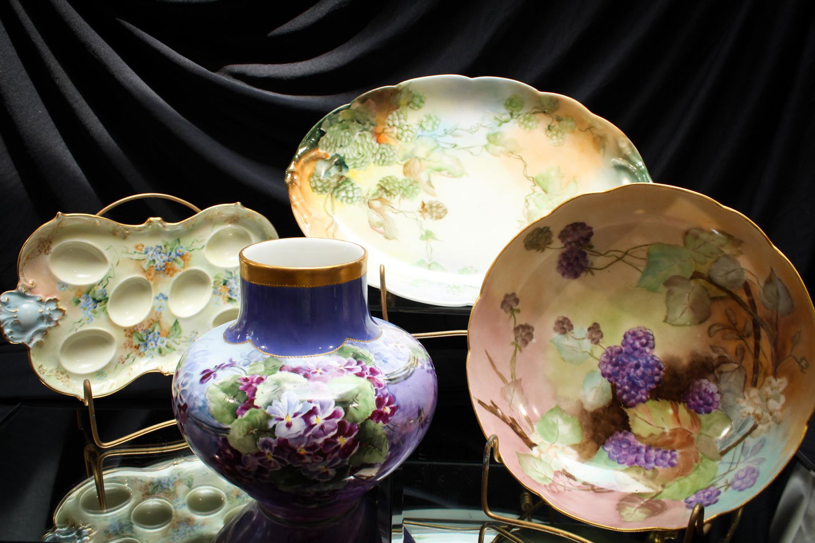 4 pc. Lot Victorian Hand Painted Porcelain (1 of 10)