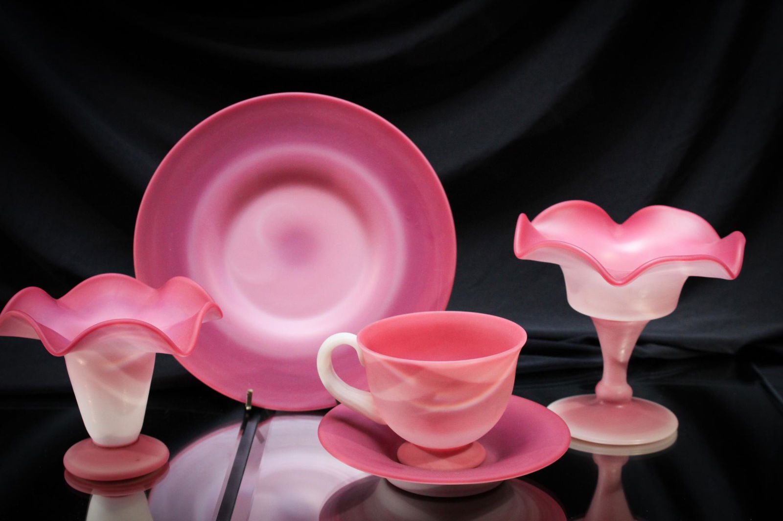 5 pc. Lot Gunderson Pairpoint Peachblow Glass (1 of 9)