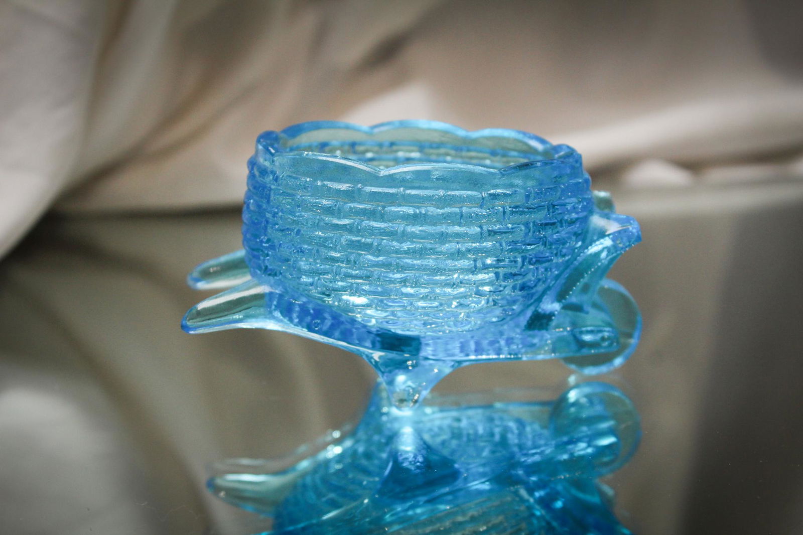 Greentown Blue Victorian Glass Wheelbarrow Open Salt (1 of 4)