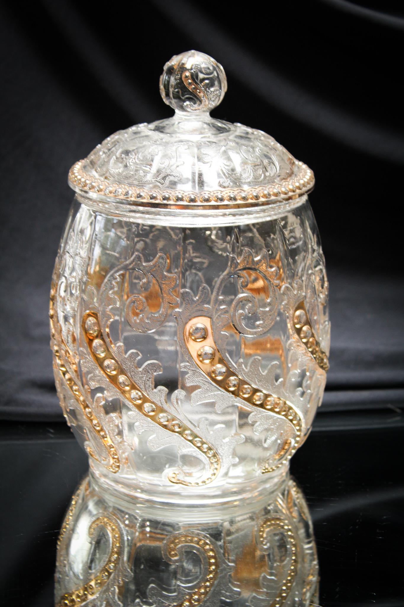 McKee Greentown Chrysanthemum Leaf w/ Gold Cracker Jar (1 of 4)