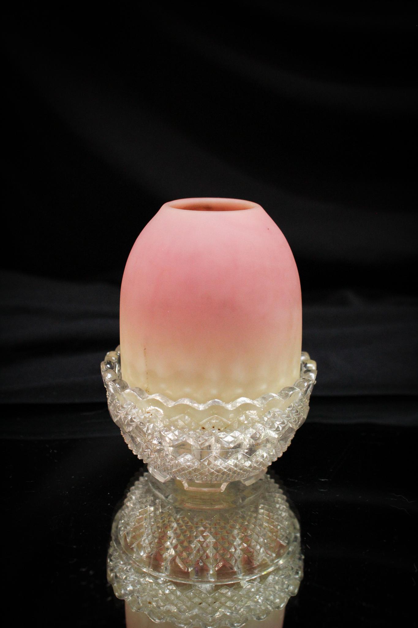 Victorian Burmese Glass Small Fairy Lamp (1 of 7)