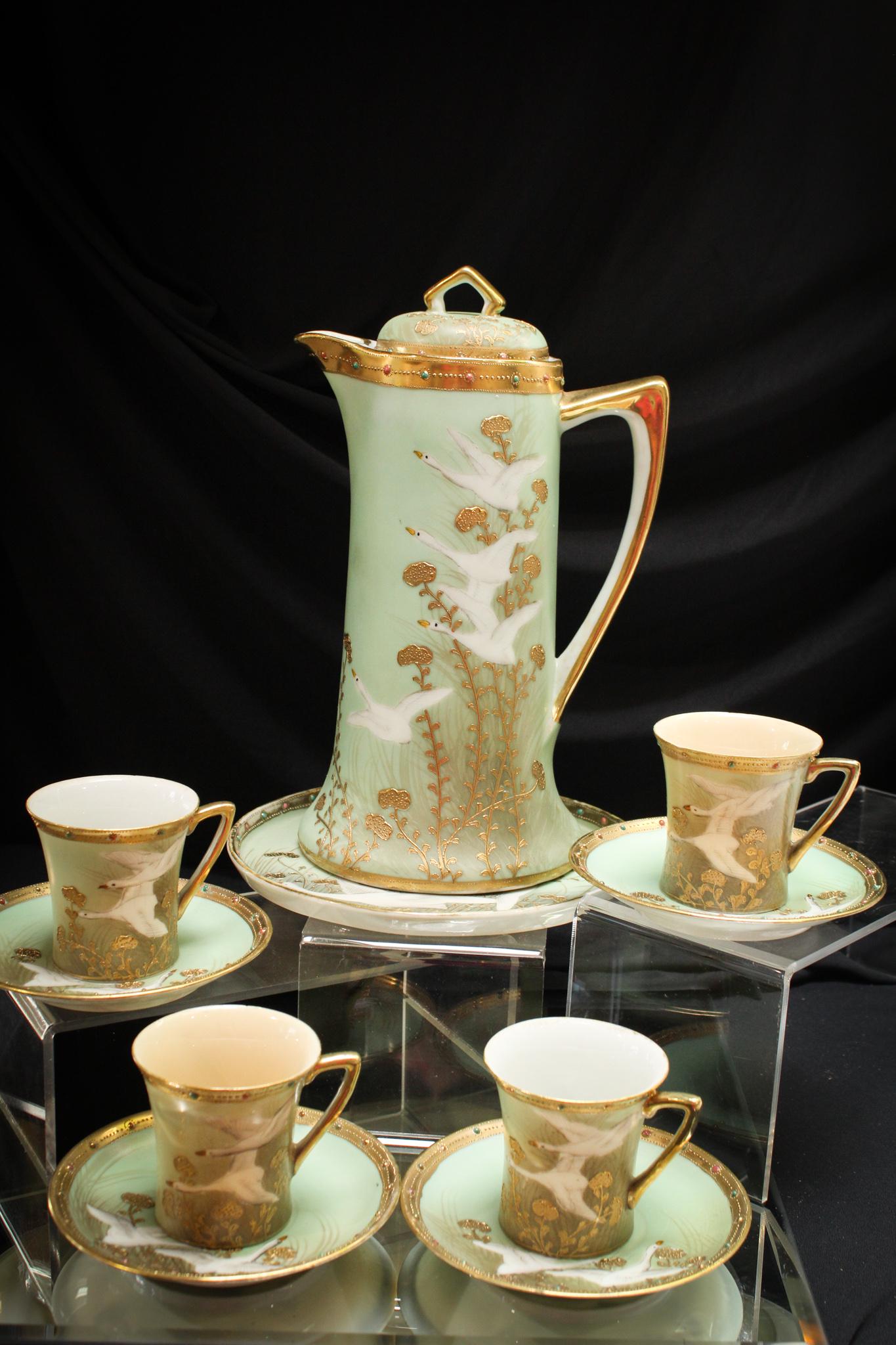 Nippon 10 pc. Gold & Jeweld Chocolate Set (1 of 16)