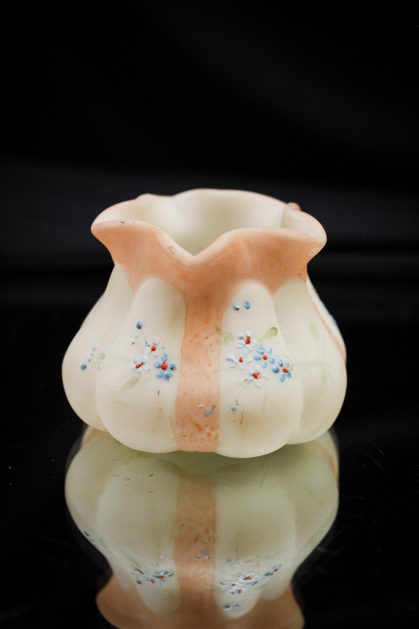 Mt. Washington Fig Mold Decorated Toothpick Holder (1 of 7)