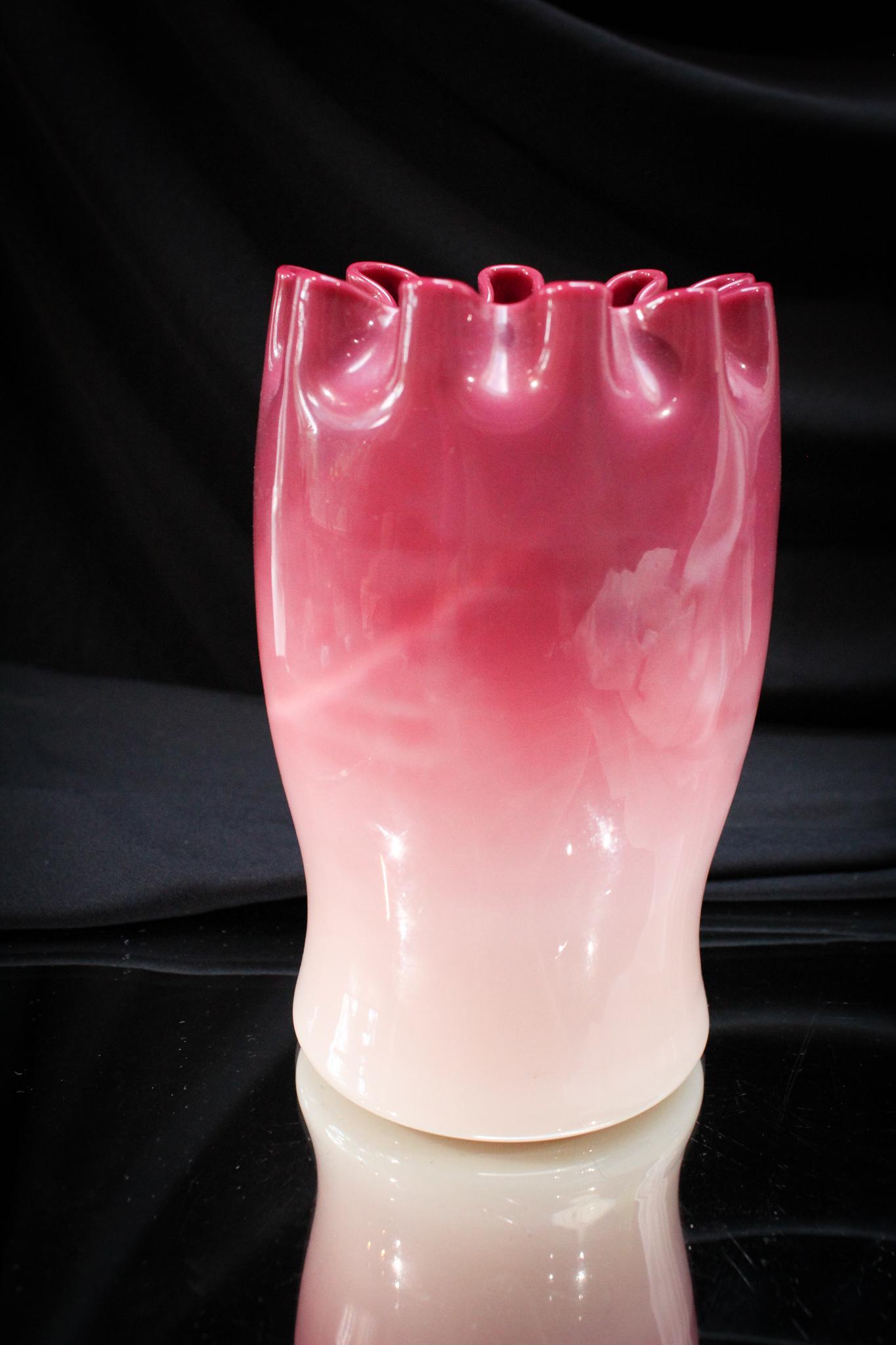 New England Peachblow Victorian Glass Celery vase (1 of 6)