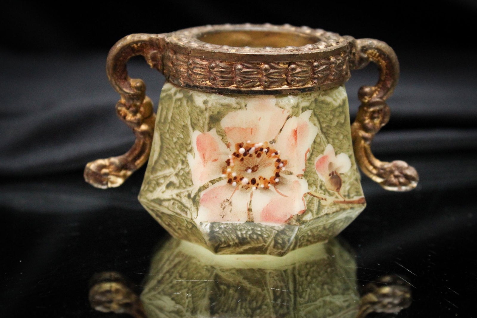 Victorian Wavecrest Kelva Glass Toothpick Holder (1 of 5)