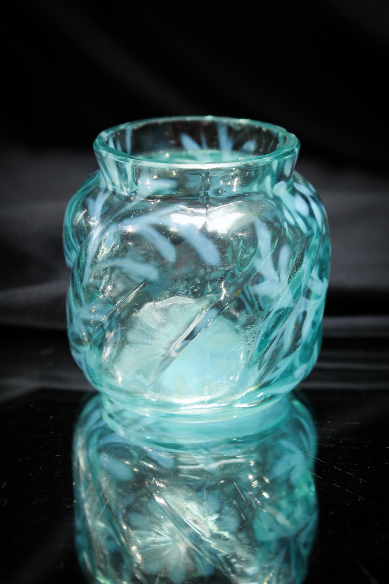 Northwood Blue Opalescent Daisy & Fern Victorian Toothpick Holder: Folks, this one is hard to find. A Northwood blue opalescent Parian Swirl pattern with opalescent Daisy & Fern pattern. Such a toughie. Measures 2 1/4" tall.