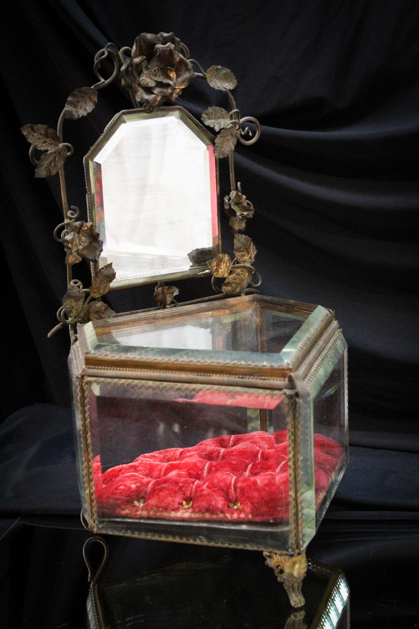 Huge 14" Beveled Glass Mirrored Jewelry Casket (1 of 8)