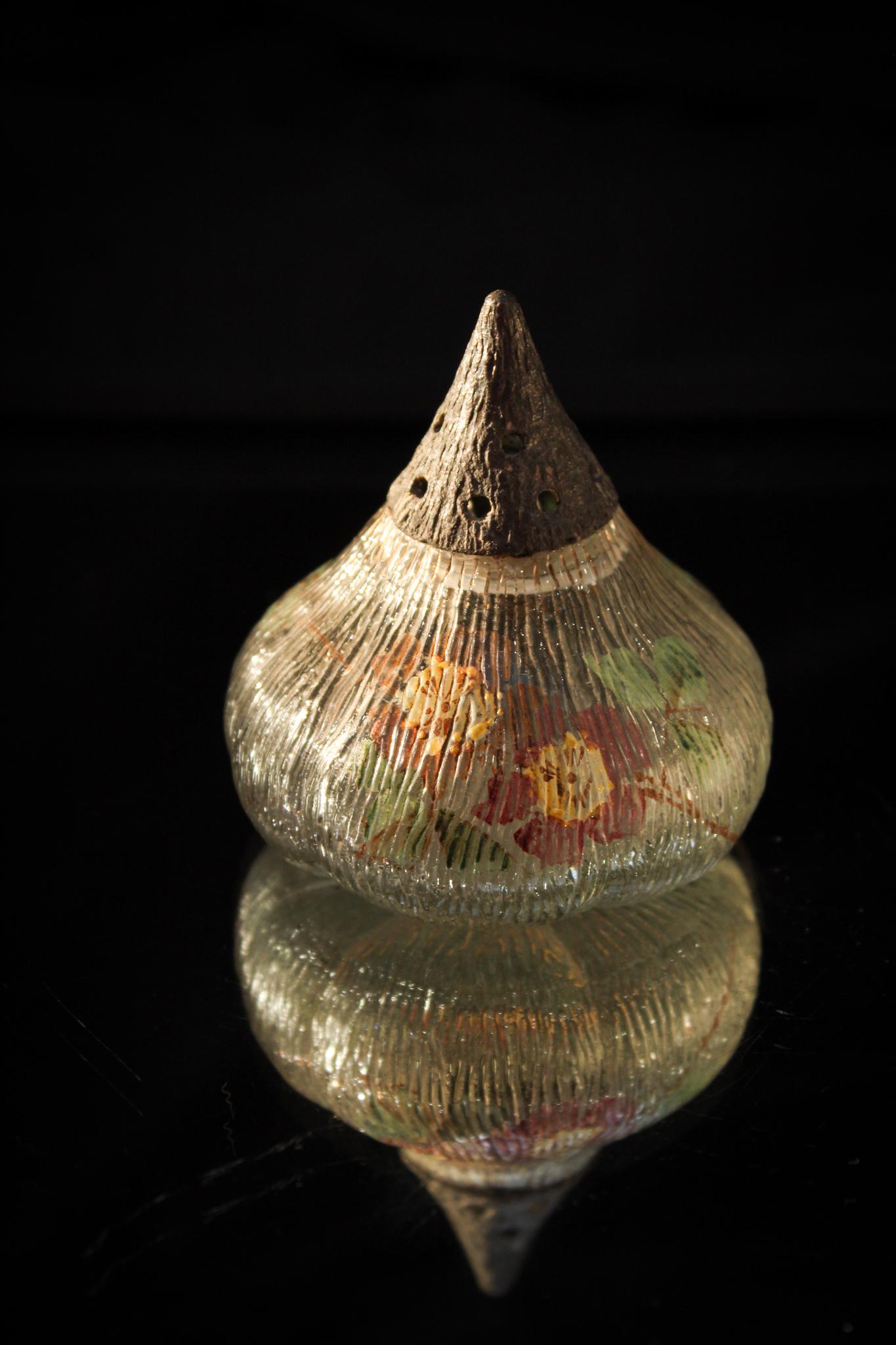 Mt. Washington Translucent Glossy Fig Victorian Salt Shaker (1 of 3)