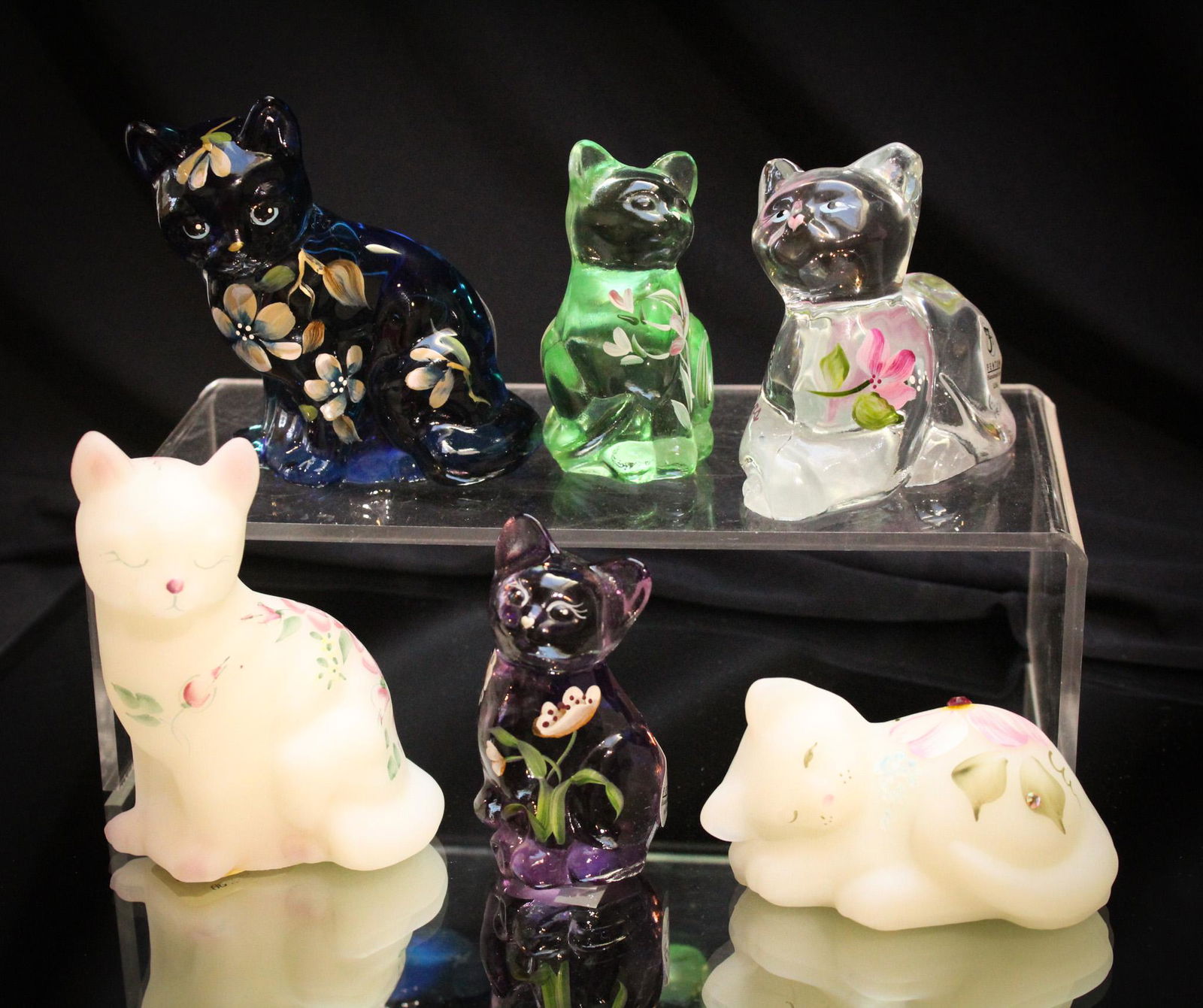 6 pc Lot Hand Painted Fenton Glass Pussy Cat Figurines (1 of 20)