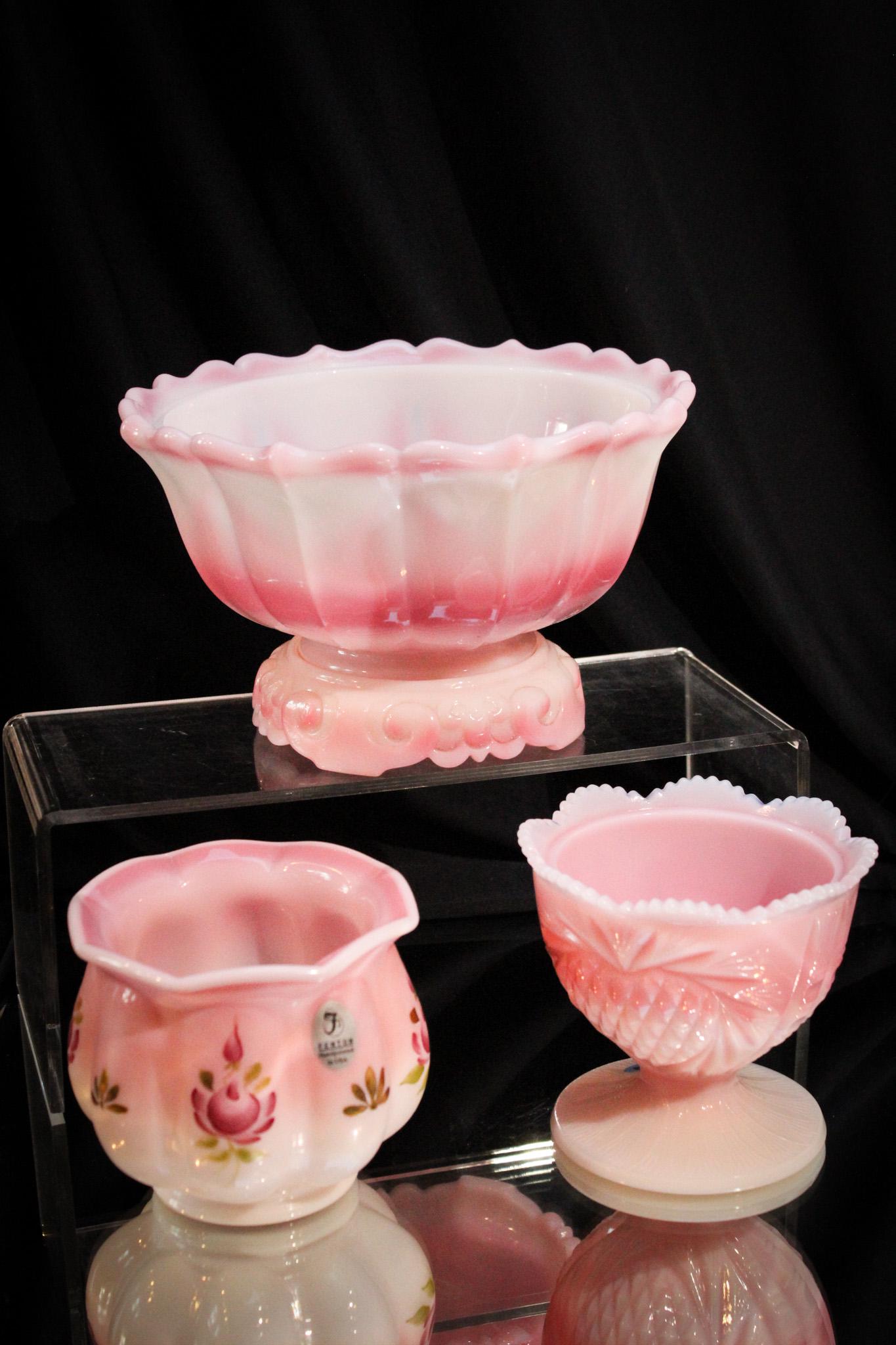 3 pc Lot Fenton Art Glass Rosalene: So much and so little. You guessed it. Some fabulous colored pieces of Fenton Rosalene. A few examples are not all there. Like Aunt Bernice in the home. Bless her tired old sole. Start you hunt today