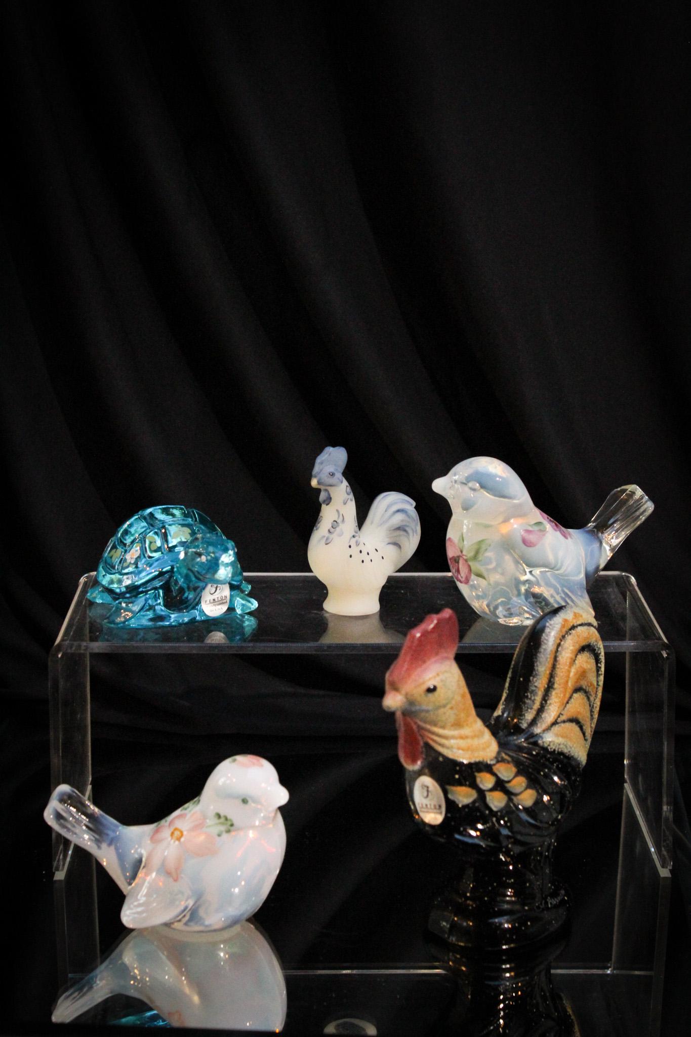 5 pc Lot Fenton Art Glass Roosters, Critters, and More (1 of 12)