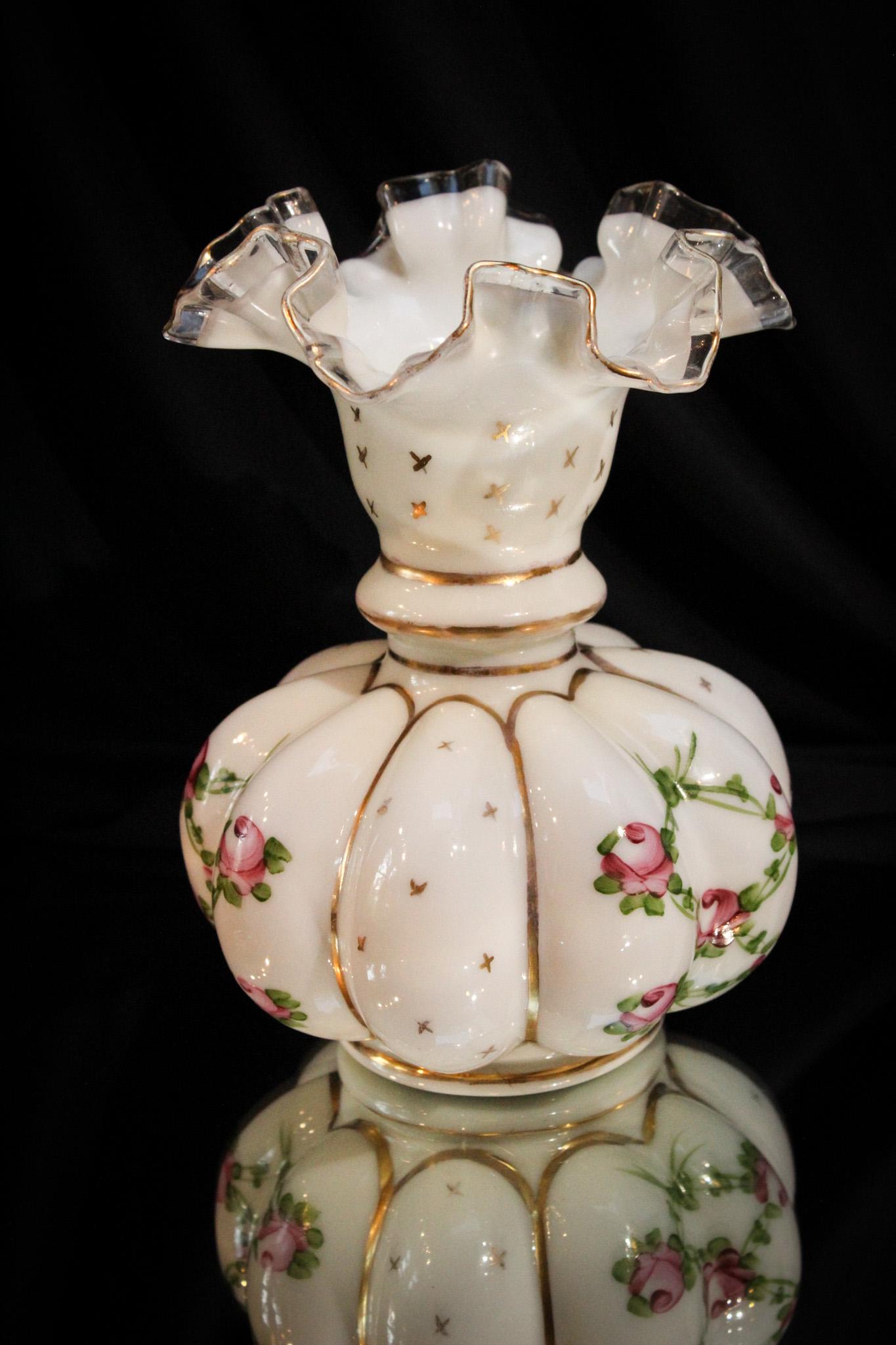 Fenton Rare Charleton Silvercrest Melon Vase (1 of 5)