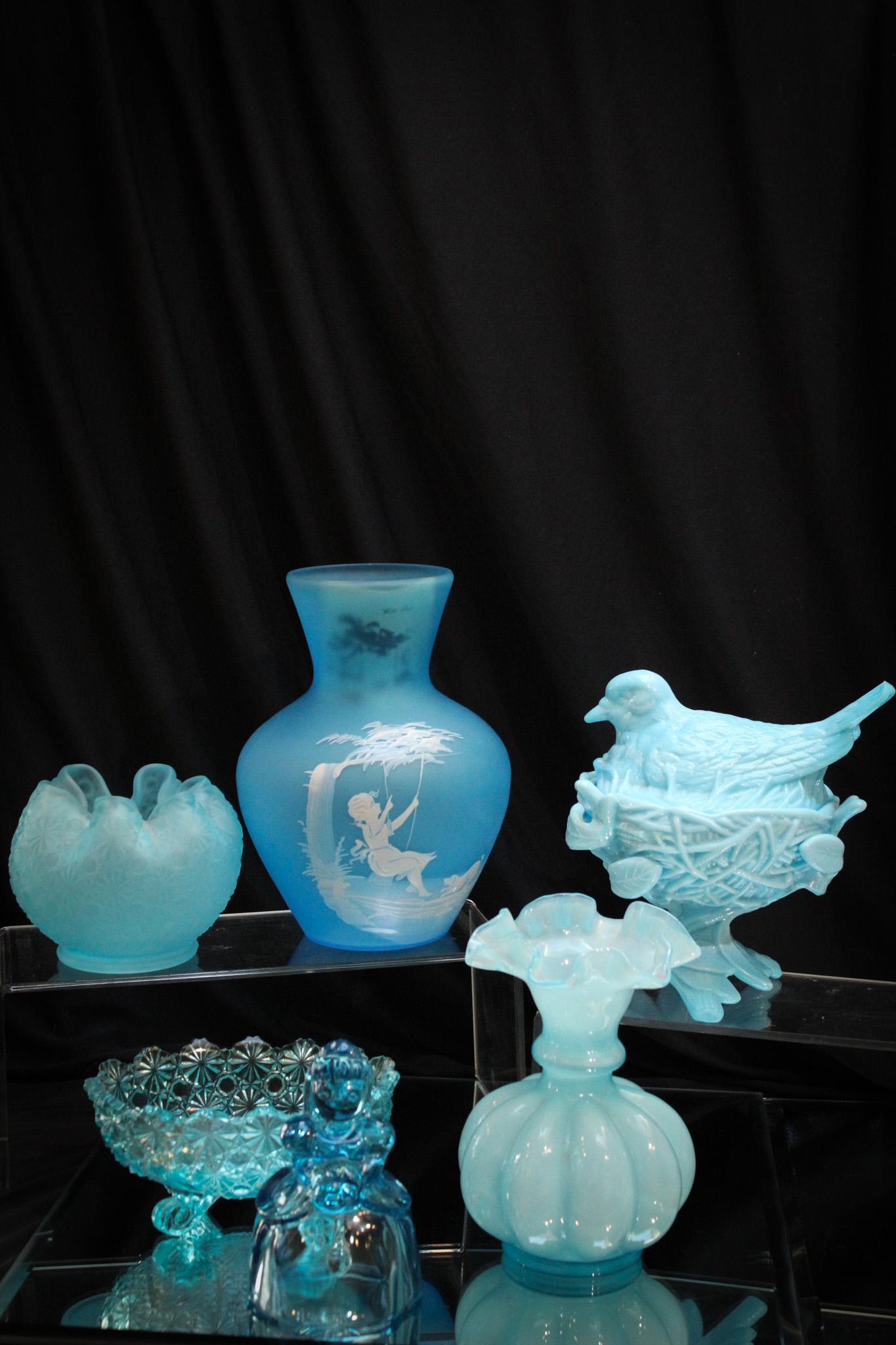 6 pc Lot Westmoreland & Fenton Art Glass: So much goodness in this gem of a lot of art glass. How can we do it you ask? Simple. We simply sweep our arm across the shelf and whatever comes together, Vwalla! A super lot of glass. Tallest measur