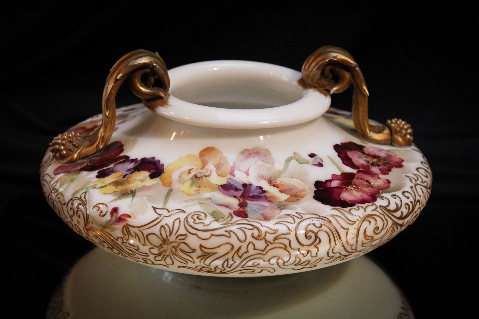 Mt. Washington Colonial Ware Pansy Decorated Vase (1 of 9)