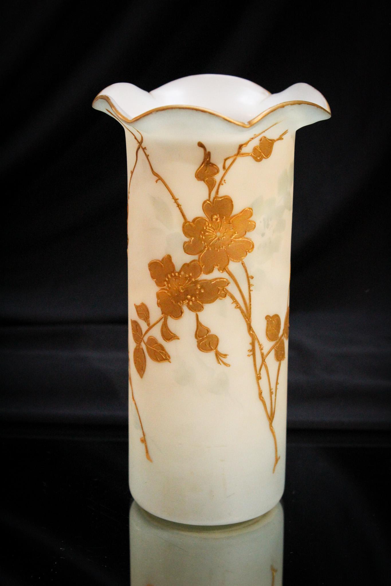 Crown Pairpoint Victorian Glass Cylinder Vase (1 of 4)