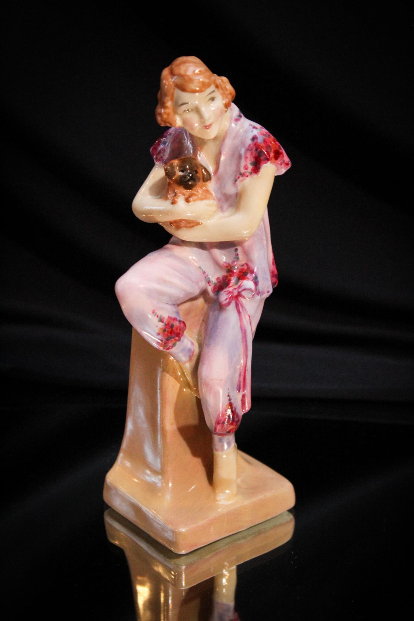 Royal Doulton HN1220 Lido Lady Figurine (1 of 5)