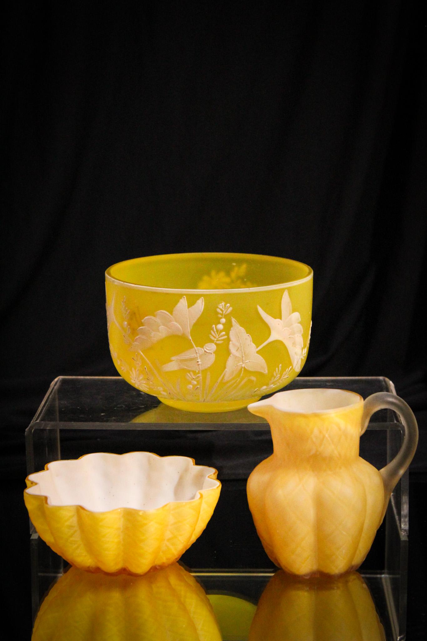 Lovely 3pc Lot Cut Velvet and Cameo (1 of 10)