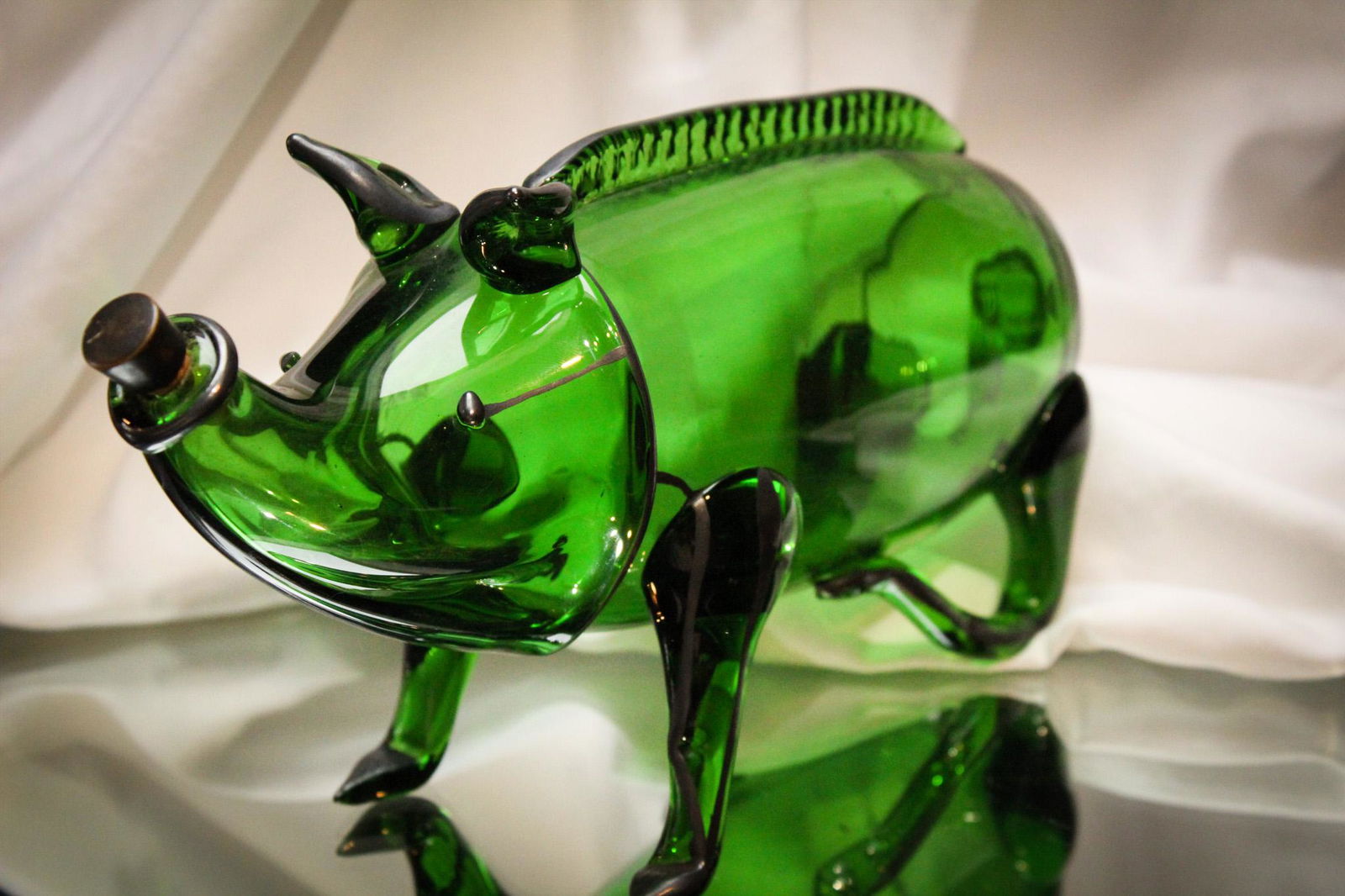 Art Glass Blown Figural Pig Flask Decanter Silver Overlay (1 of 8)