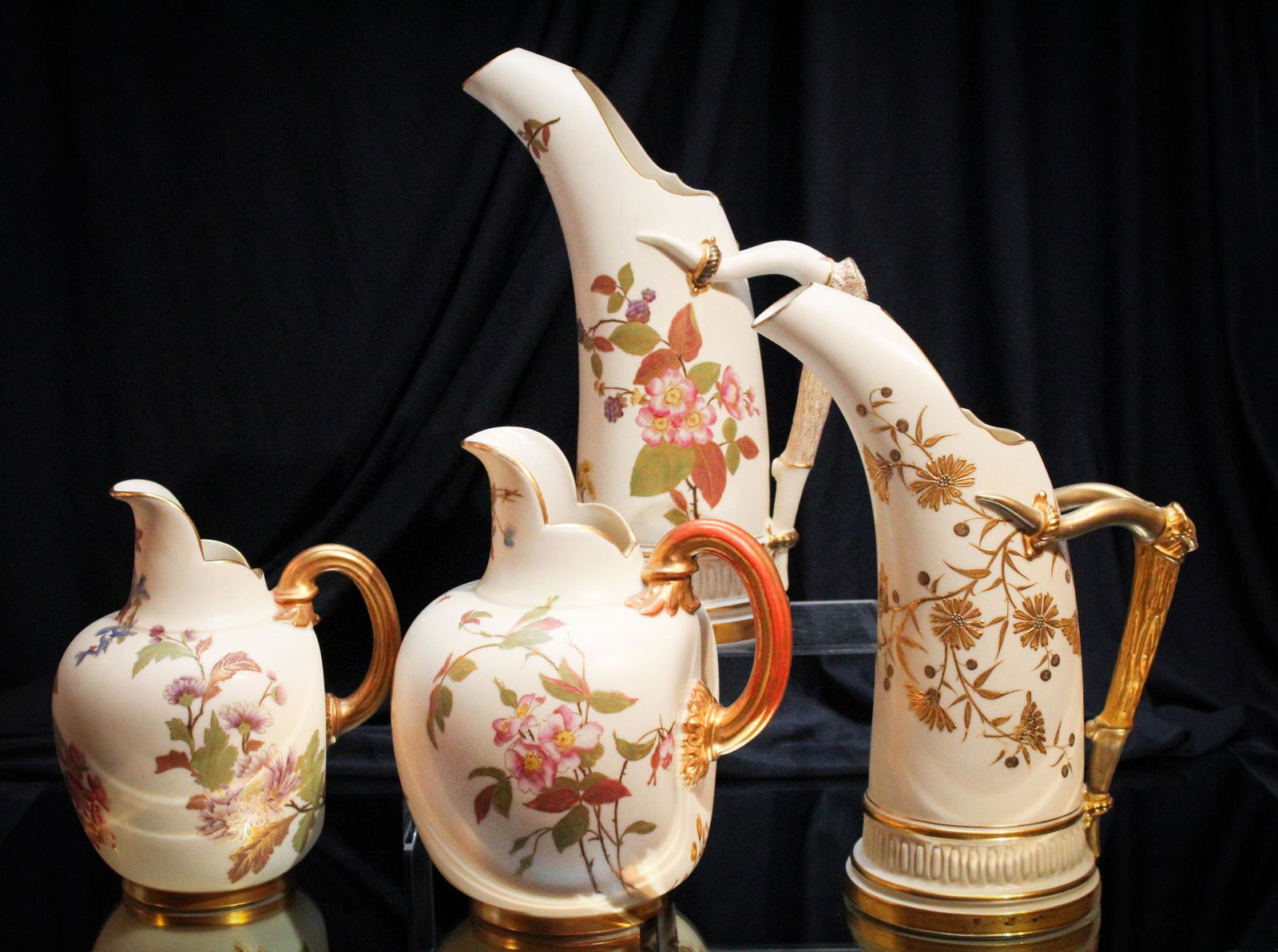 4 pc Lot Royal Worcester Porcelain (1 of 14)