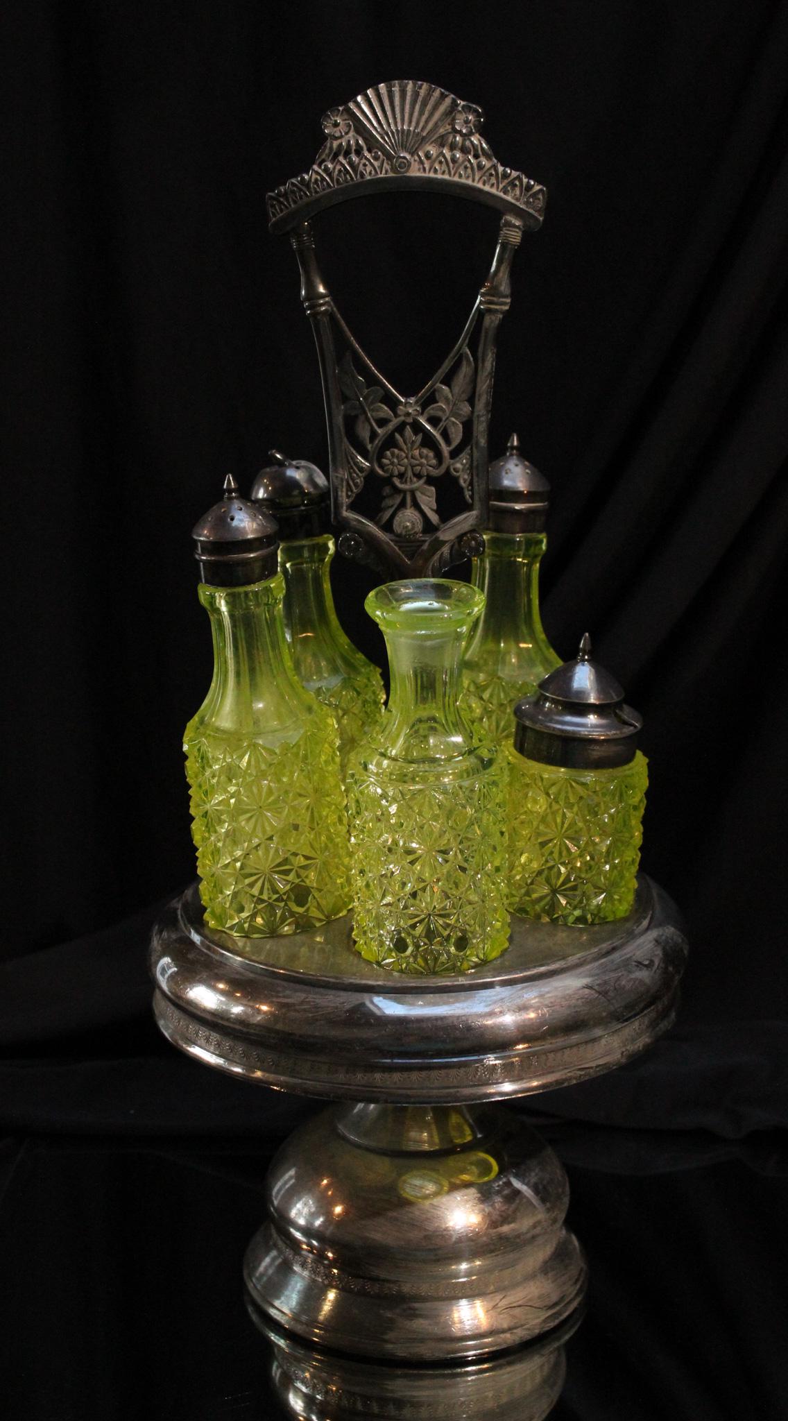 Victorian Vaseline Glass Daisy Button Condiment Castor (1 of 11)