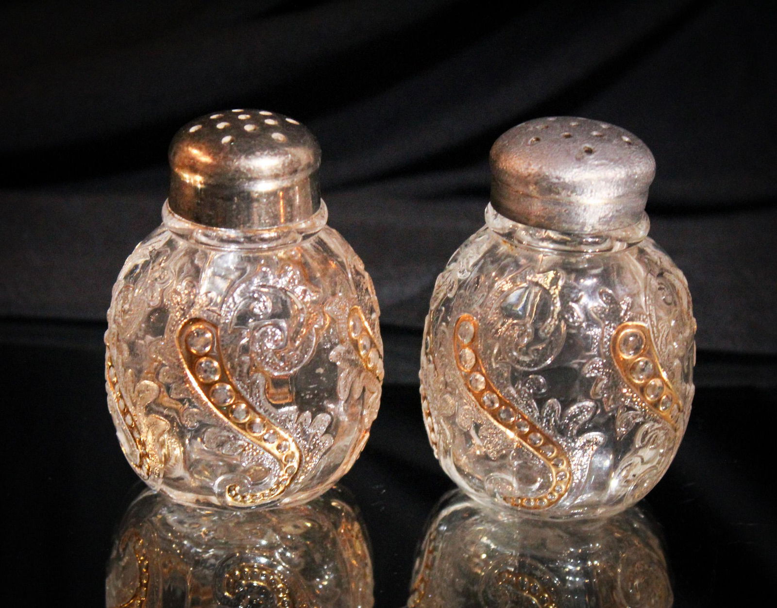 Victorian Crystal w/ Gold McKee Chrysanthemum Leaf Shaker Pair (1 of 4)