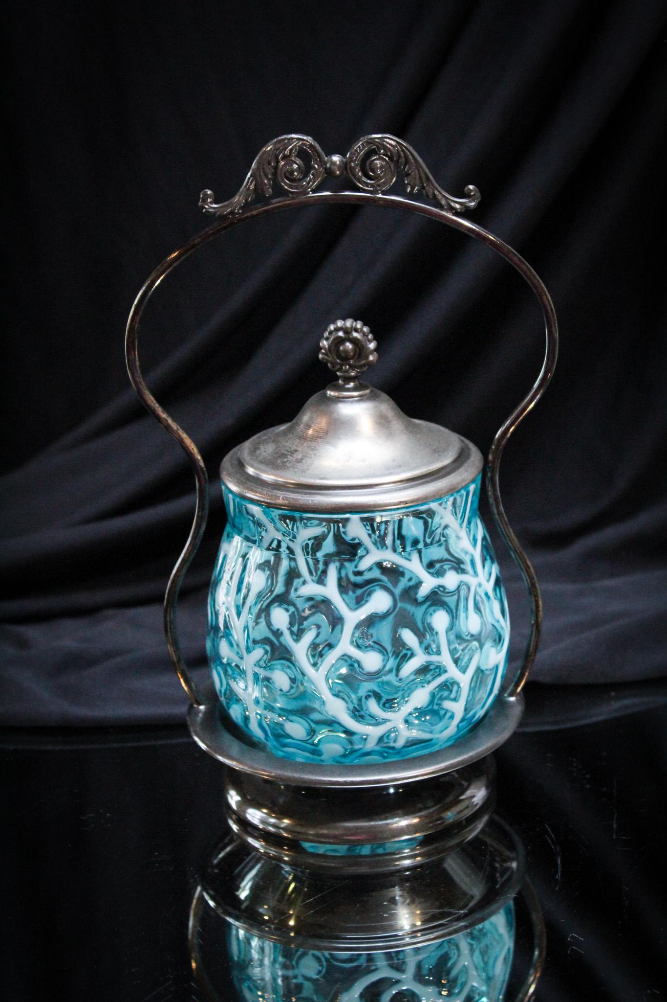 Blue Opalescent Seaweed Victorian Silverplate Pickle castor (1 of 9)