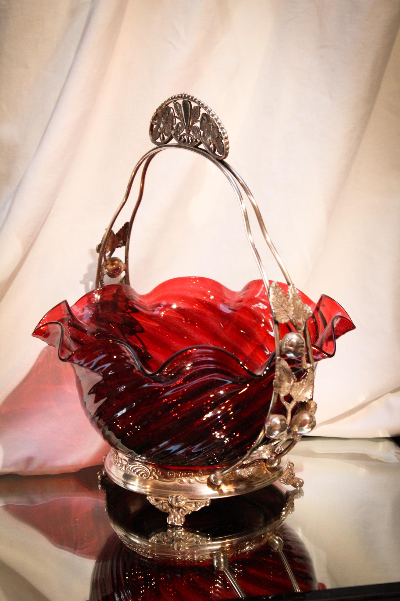 Mt Washington Ruby Swirl Brides Basket Pairpoint Silverplate (1 of 9)