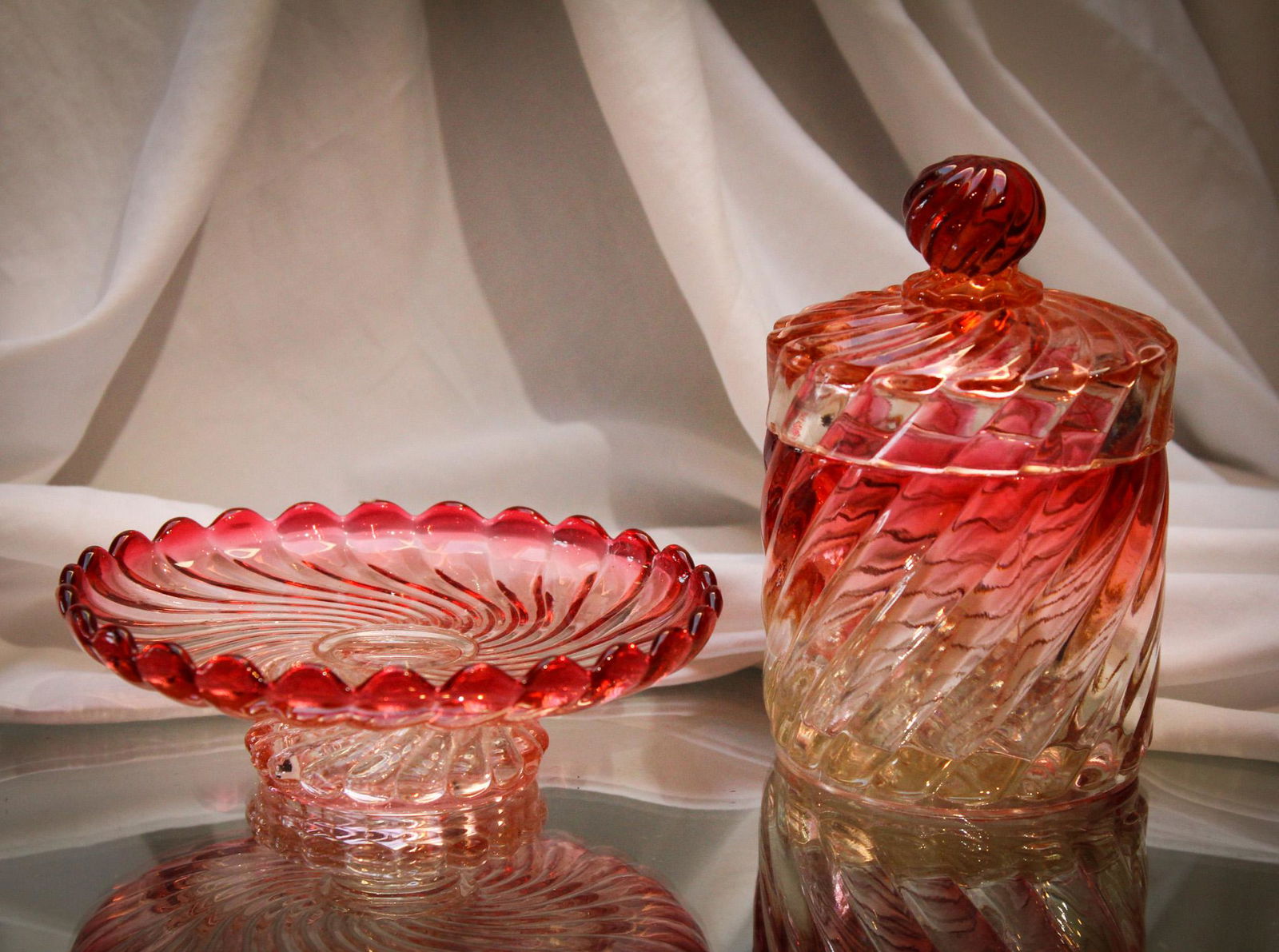 2 pc Lot Baccarat Rose Tiente Compote & Covered Jar (1 of 10)