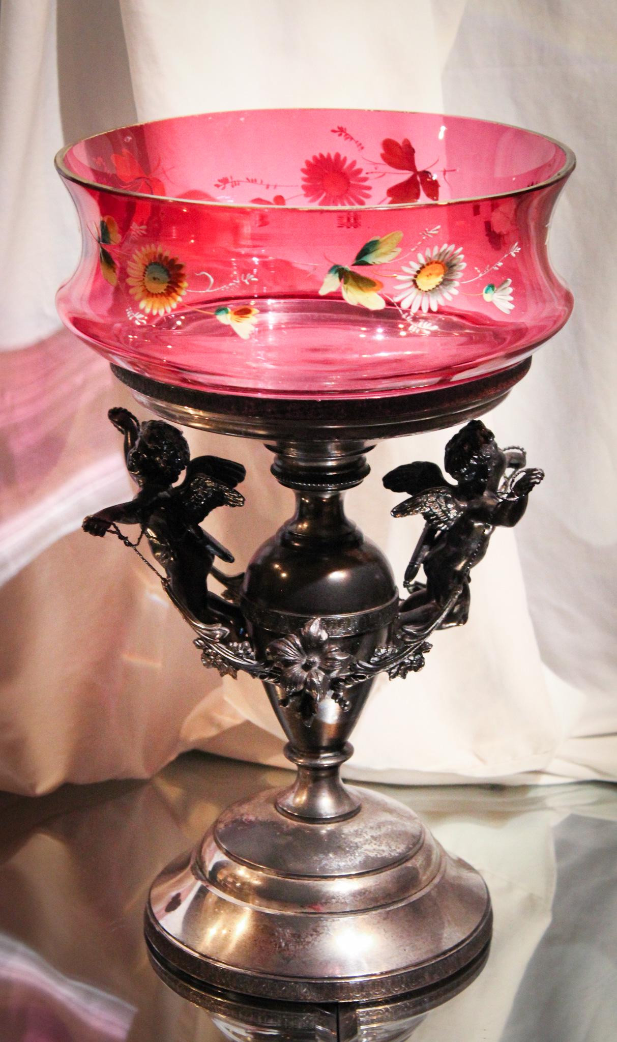 Victorian Pedestal Cranberry Cherub Meriden Silverplate Brides Bowl Centerpiece (1 of 13)