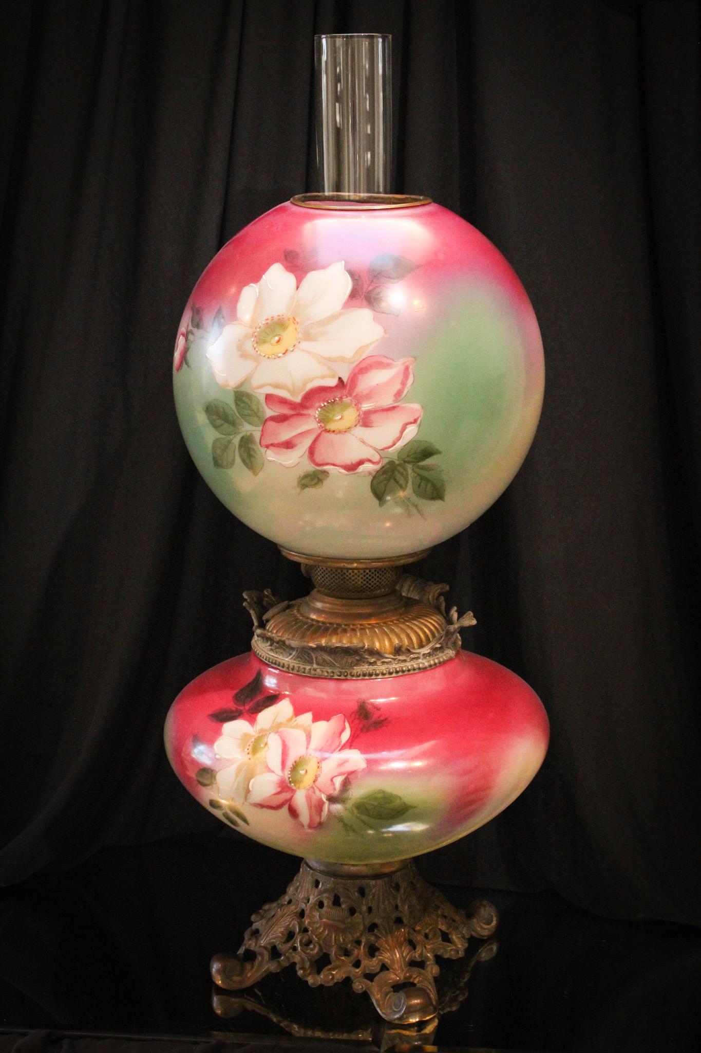 Victorian Roses Wild Roses Gone with the Wind Parlor Lamp (1 of 10)
