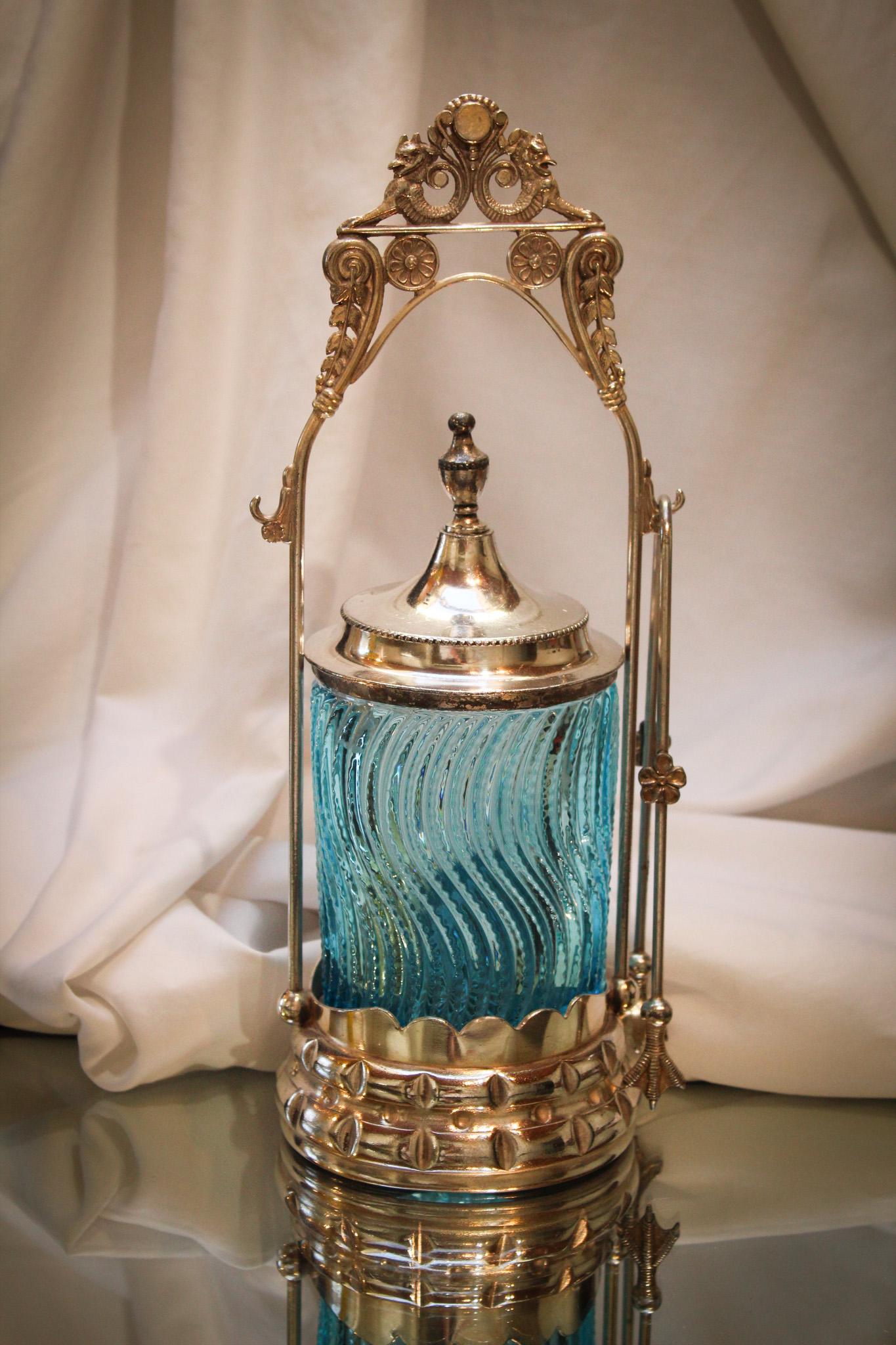 Pairpoint Silverplate Victorian Blue Pickle Castor (1 of 6)