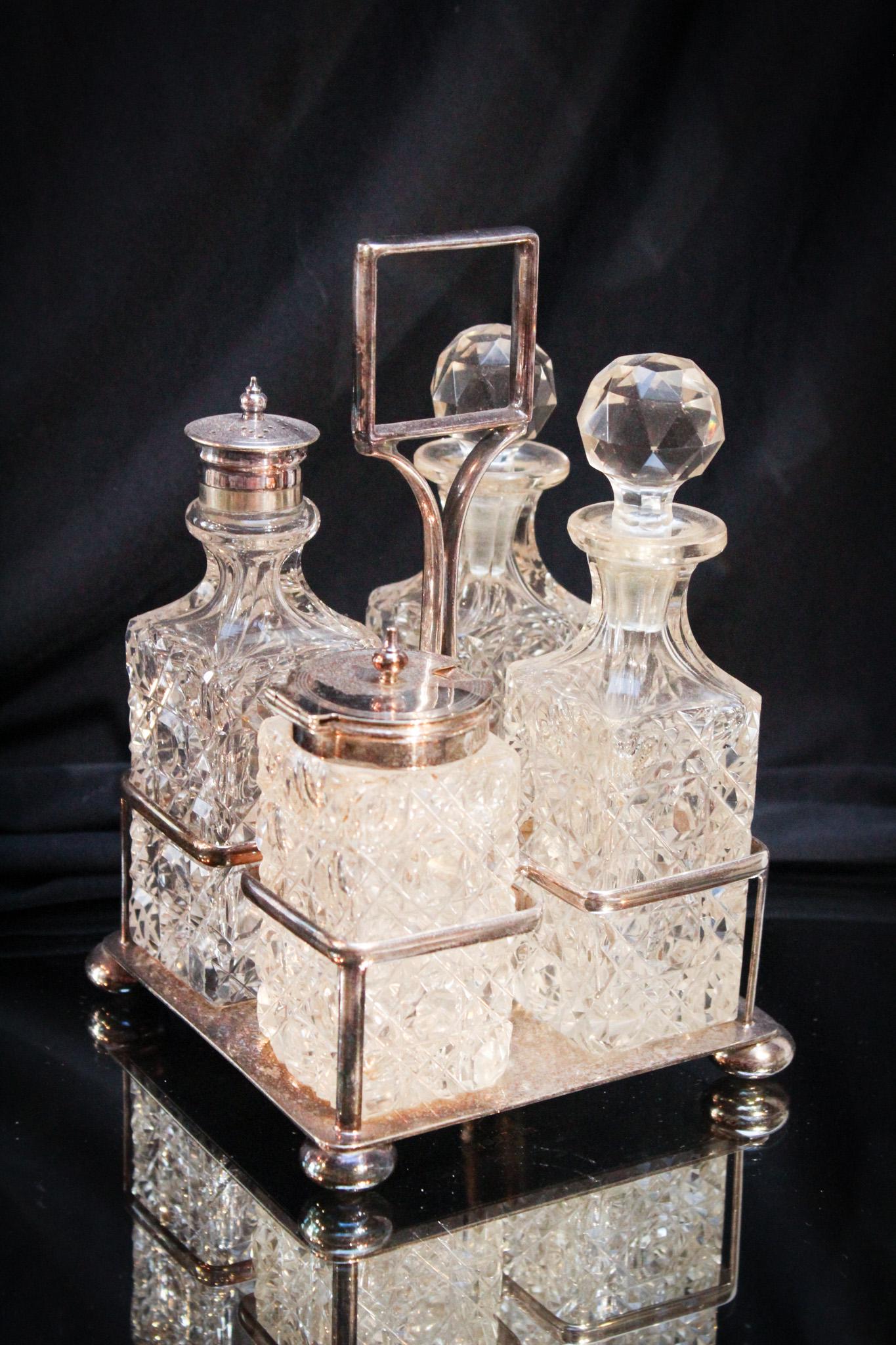 Continental 4 pc Victorian Condiment Castor w Silverplate Holder (1 of 6)