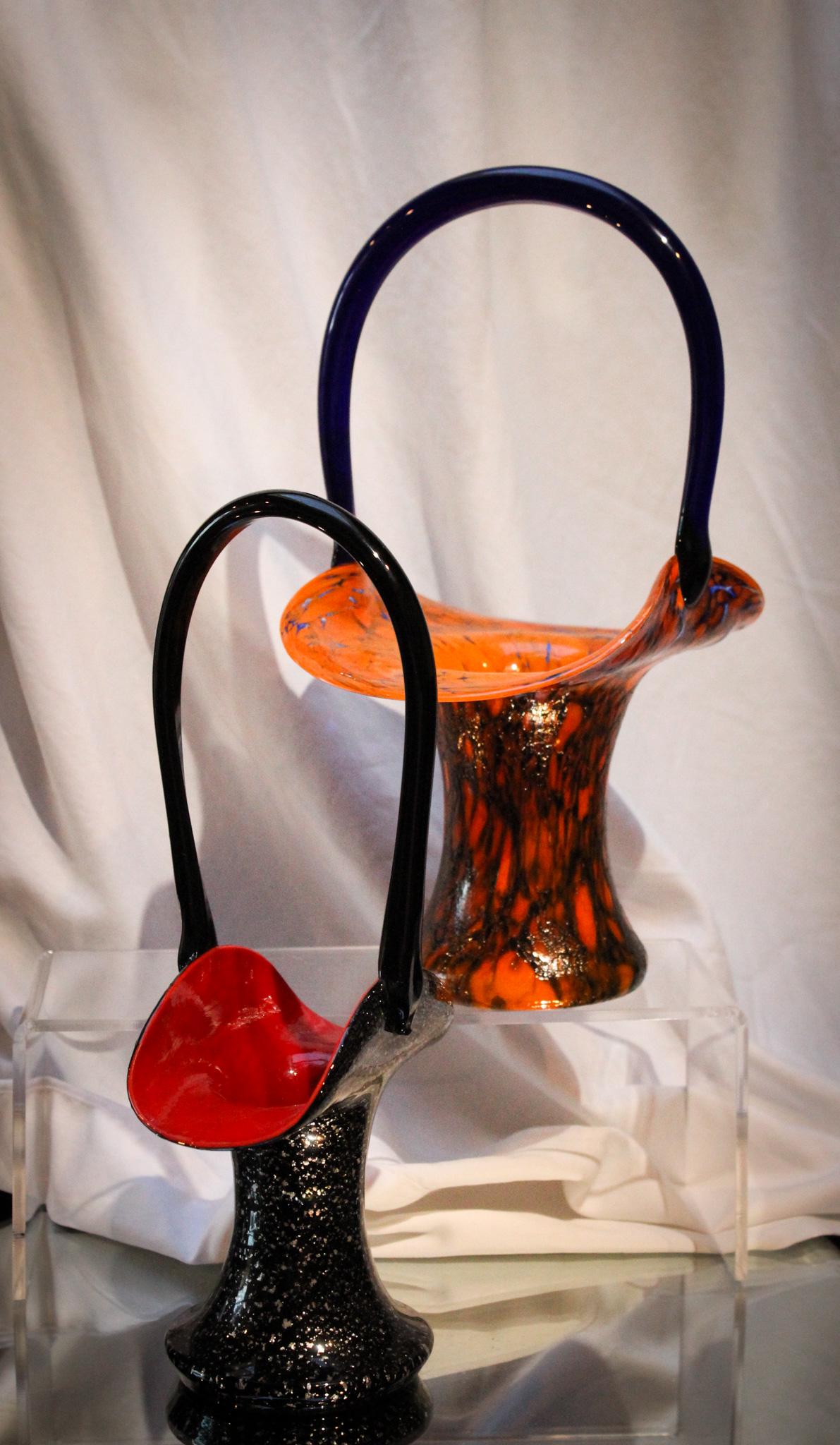 2 pc lot Czechoslovakia Art Glass Baskets (1 of 6)