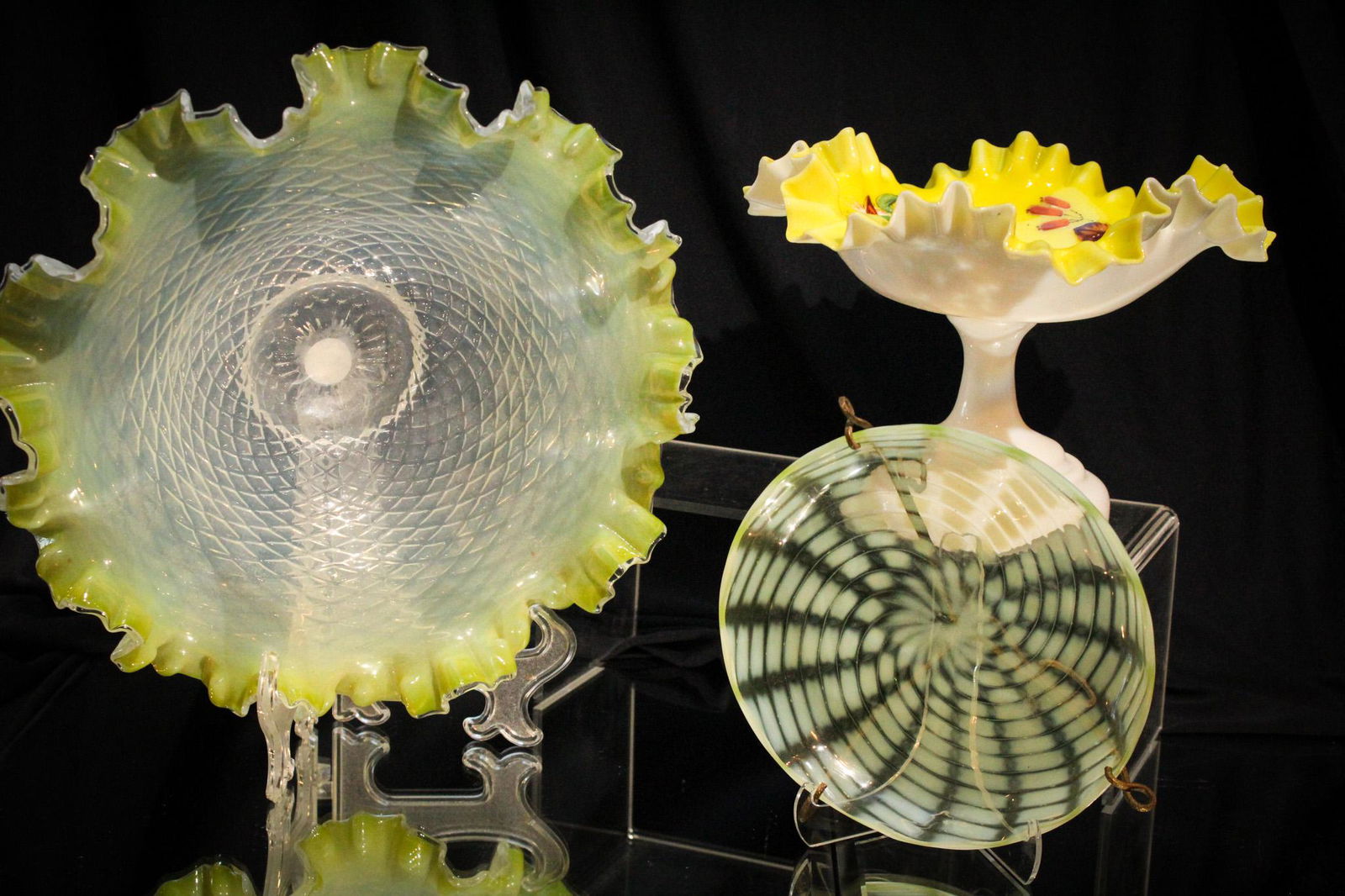 3 pc Lot Vaseline Art Glass (1 of 11)